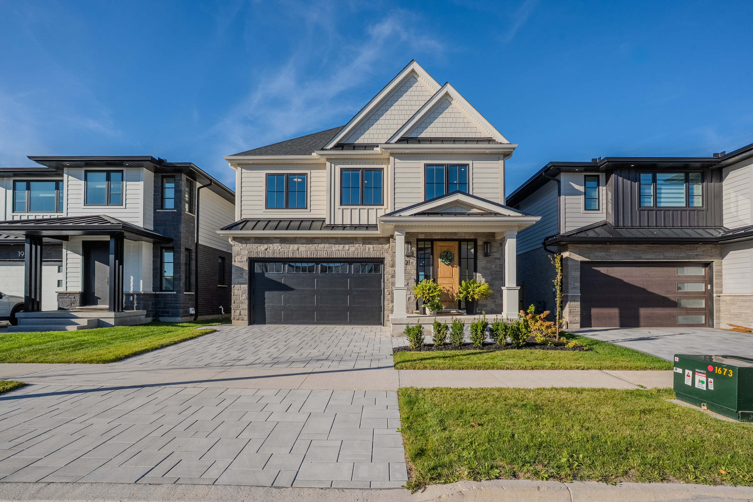 Real Estate. Photographer & Videographer Niagara | Toronto