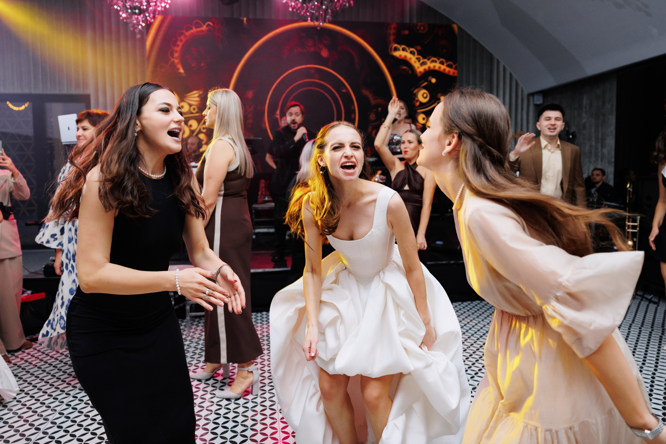 Ai putut fi doar tu. Servicii Foto Video în Chișinău și Europa ID-Brothers