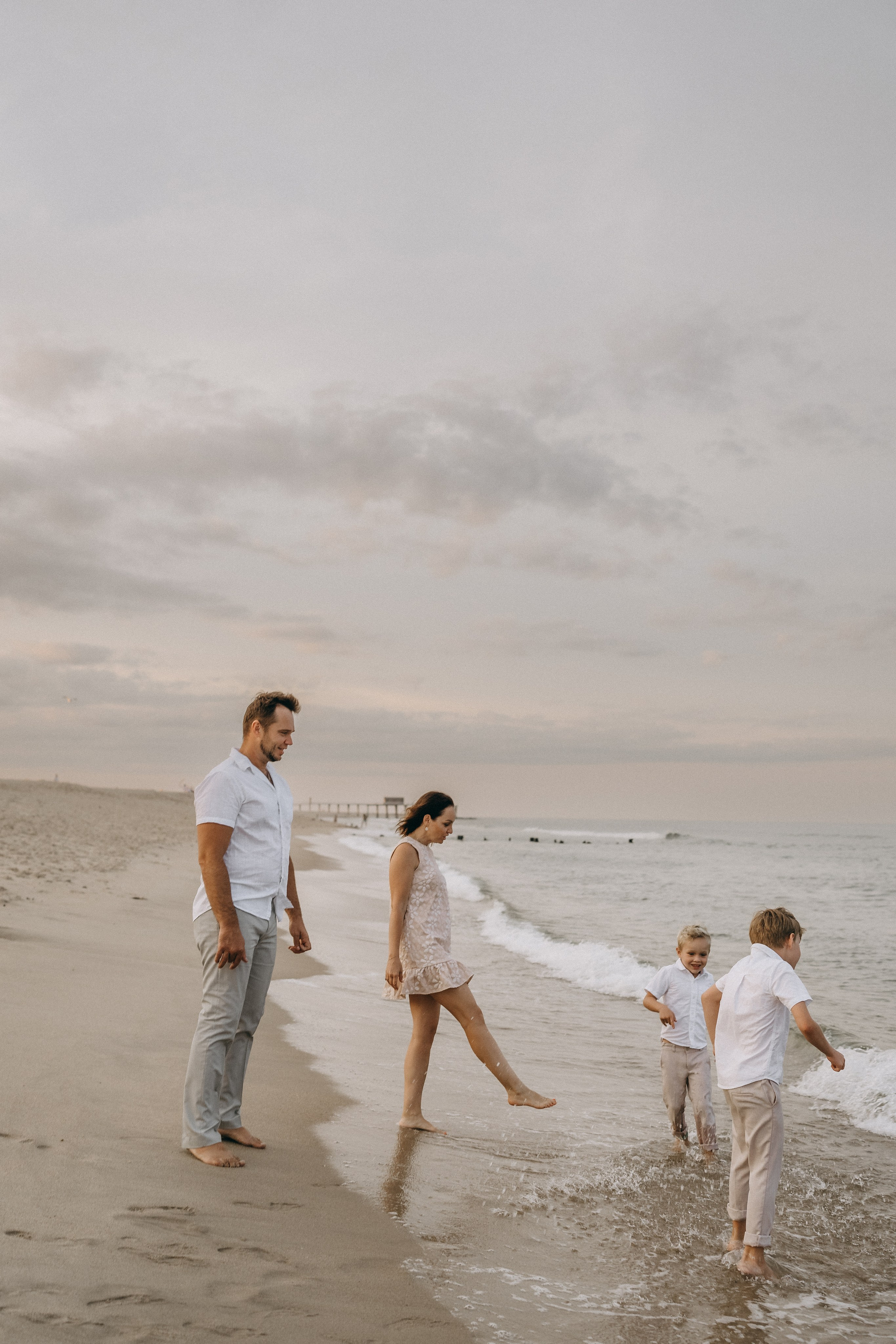 Beach Family Photography – Relaxed & Beautiful Moments. Alisa Tant — Family and newborn photographer Bucks County, Montgomery county, Philadelphia, NJ