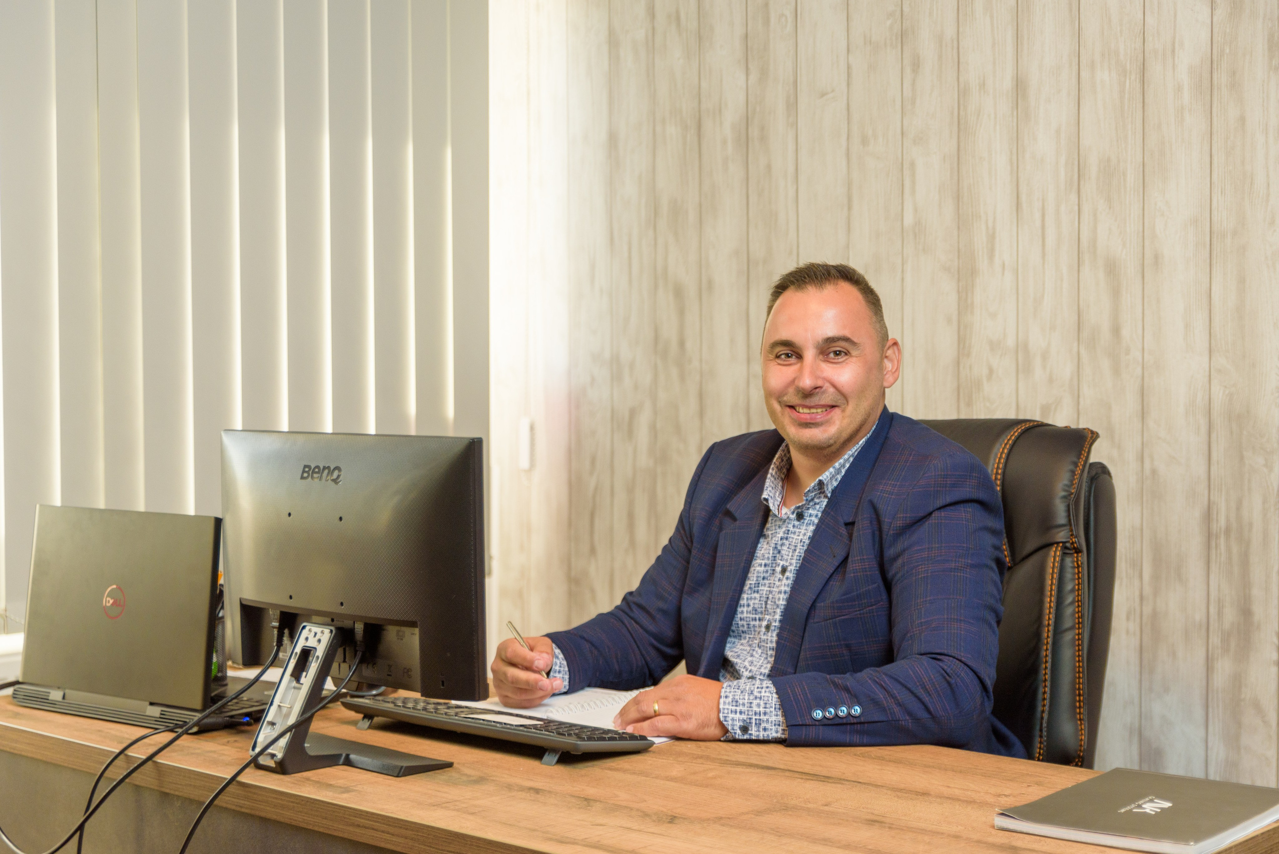 Fotografia de business, fotograf corporate Bucuresti, fotograf petreceri corporate, fotograf business, fotograf profesionist Bucuresti, fotograf evenimente corporate, fotograf team building, fotocorporate, fotograf evenimente corporate, fotograf de portret.