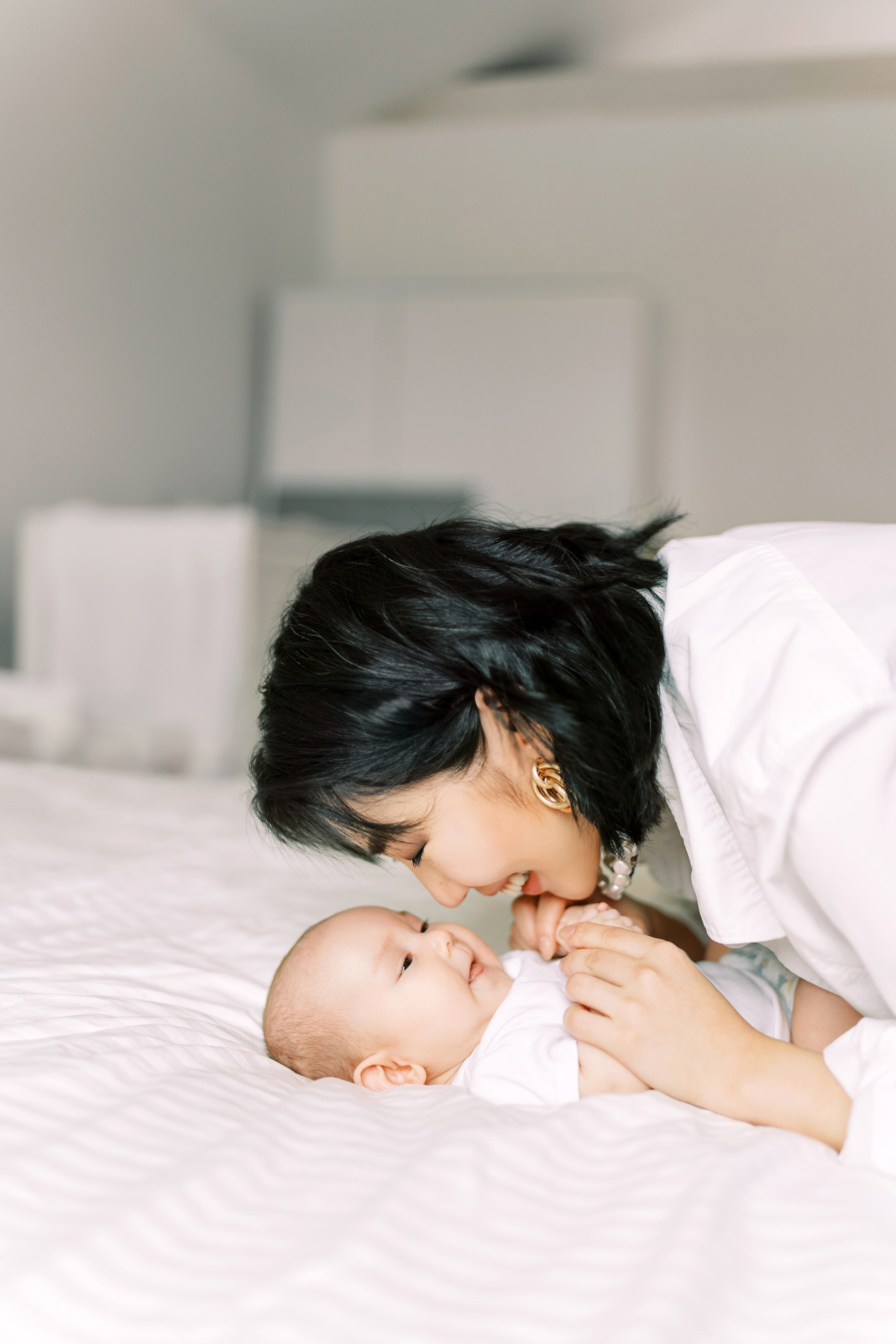 Family photoshoot. Vlad & Viktoria and baby. February 2024. EVAN ARISTOV WEDDING PHOTOGRAPHY — Seattle Wedding Photographer