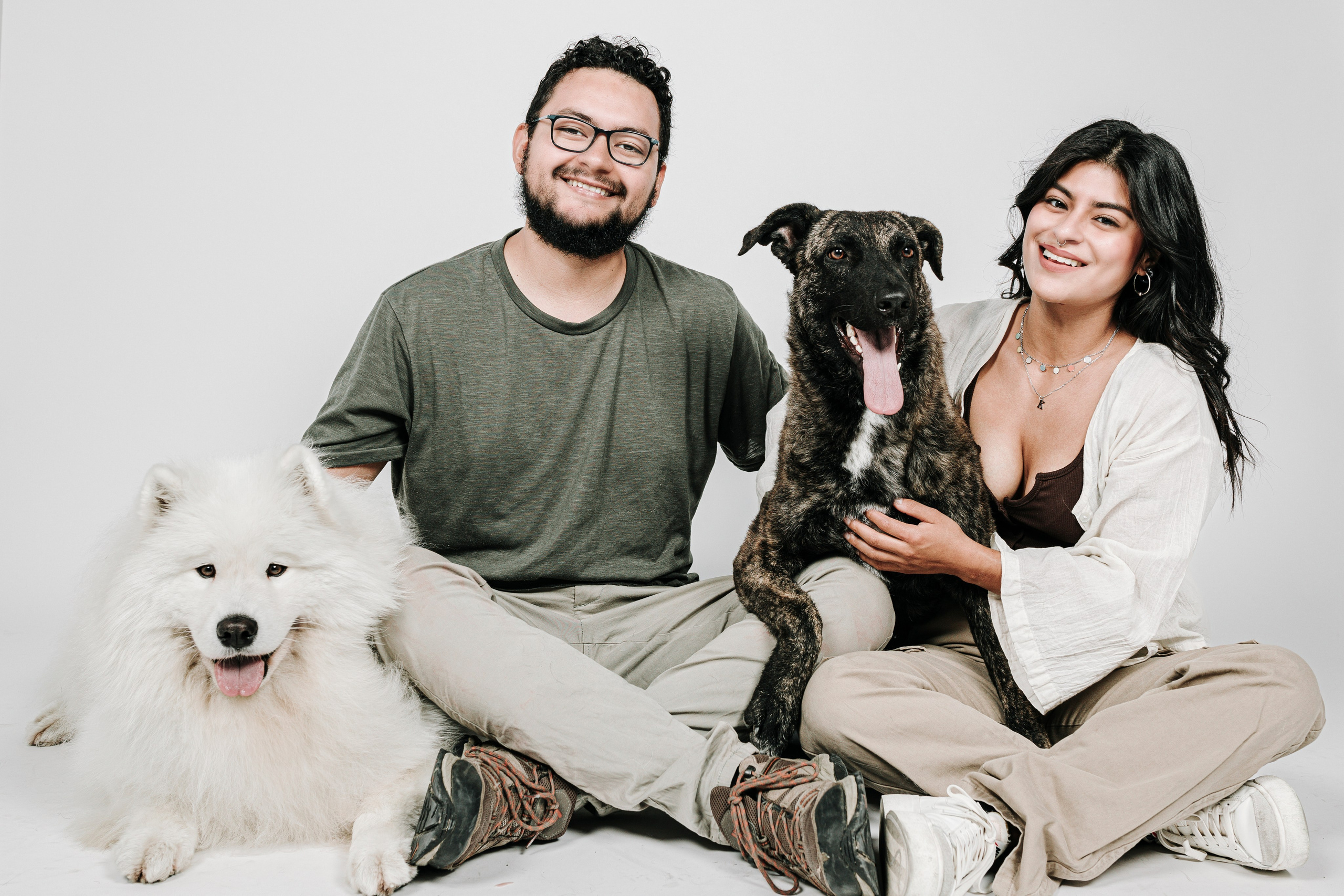 📸 ¡50% de Descuento en Sesiones de Pareja, Familia y Mascota durante la Feria Torrestock 2025!. Rainbox Estudio de Fotografía