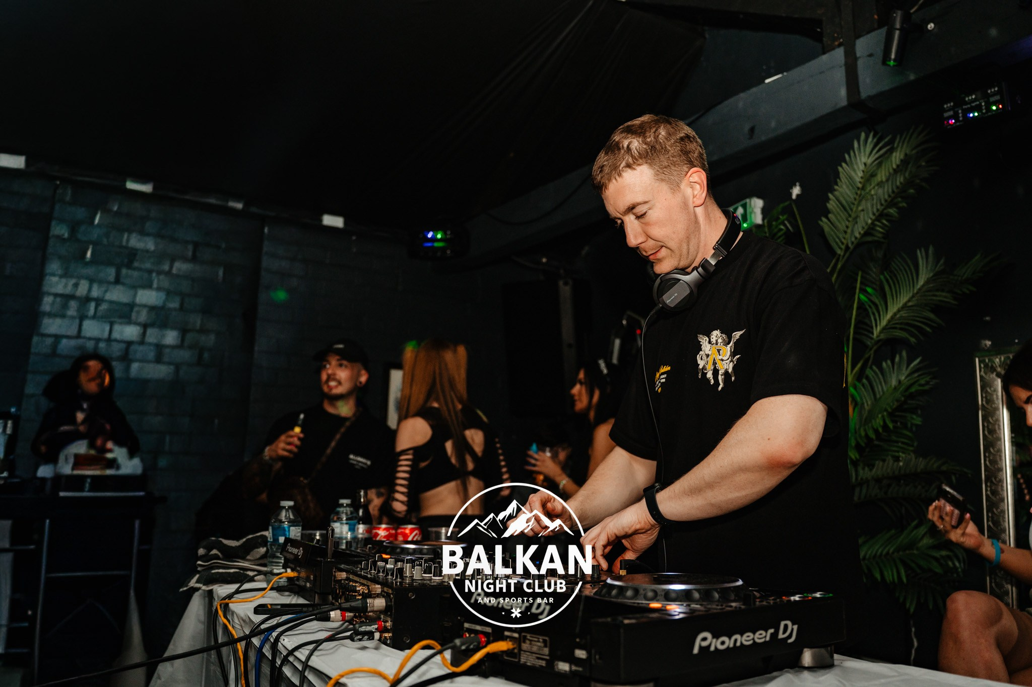 BALKAN NIGHT CLUB SALISBURY. TANTAN IONUT FOTO & FILM
