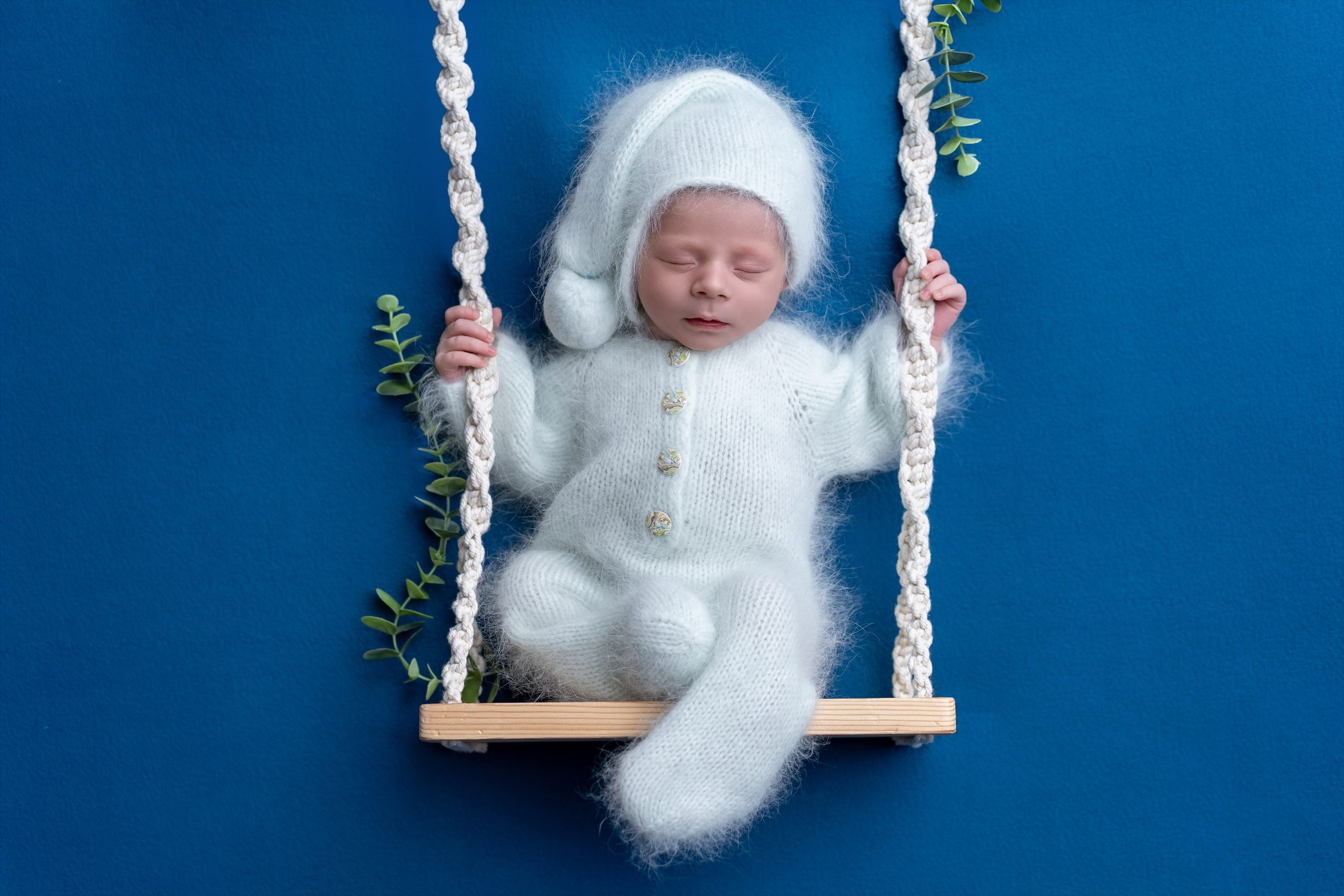 Neugeborenenfotos in Berlin – Studio oder bei Ihnen zu Hause