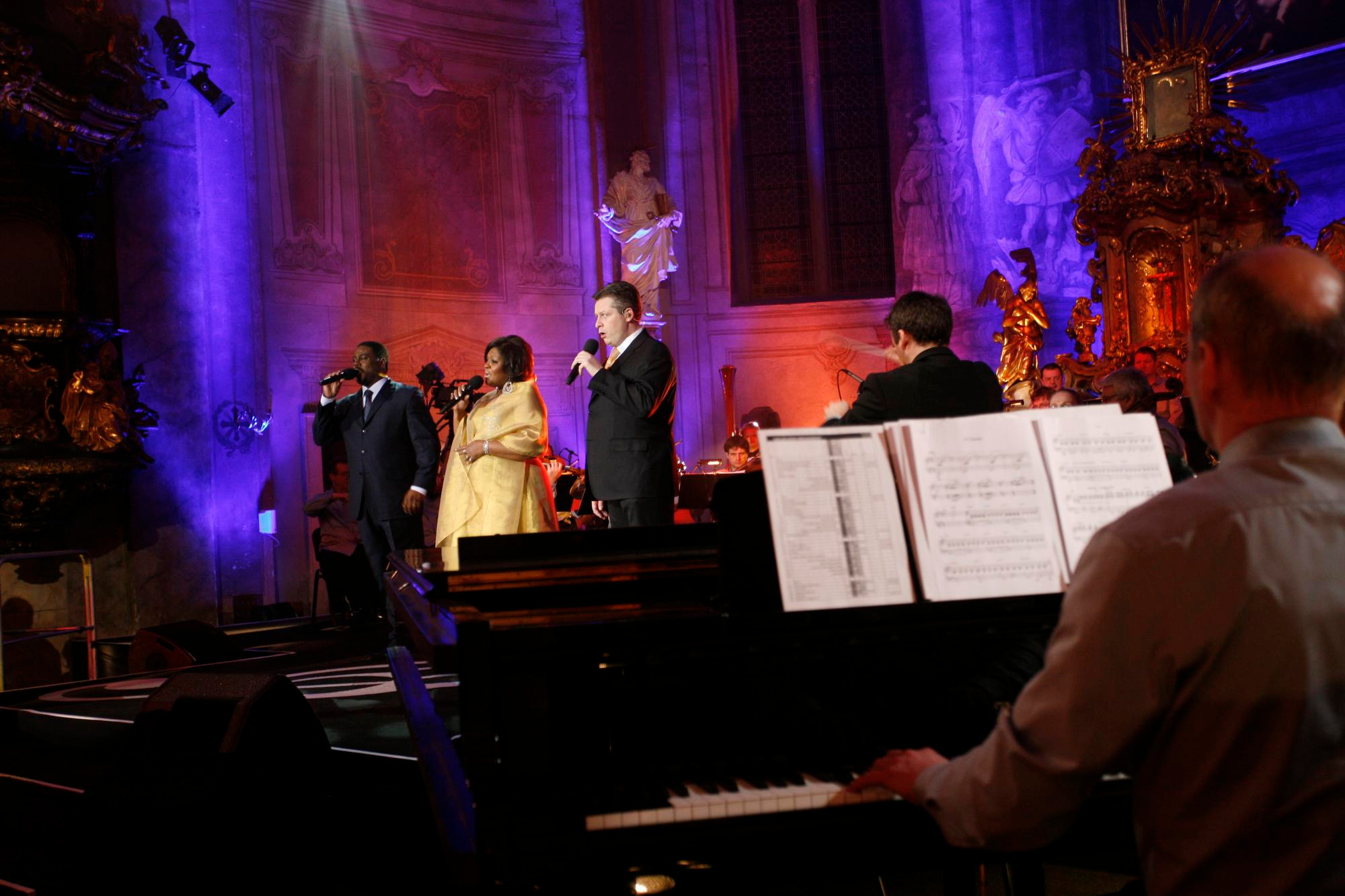 Hallelujah Broadway — television production