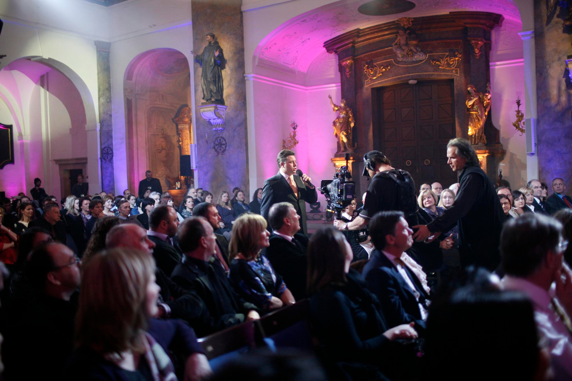 Hallelujah Broadway — television production