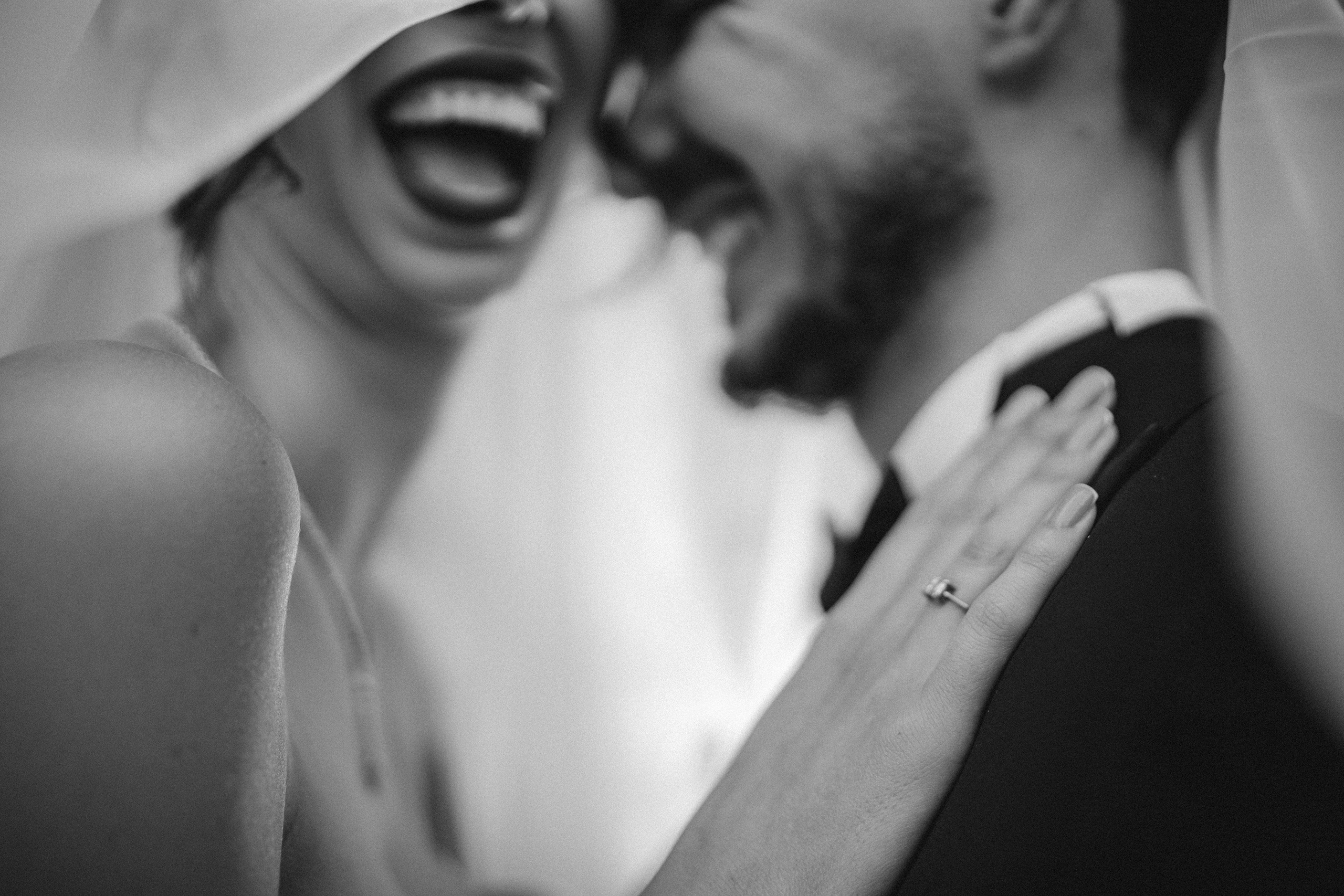 Povestea de nuntă a lui Anca și Dragoș în Bacău | Fotografie de Eveniment. Raw Studio. Fotograful tau de nunta!