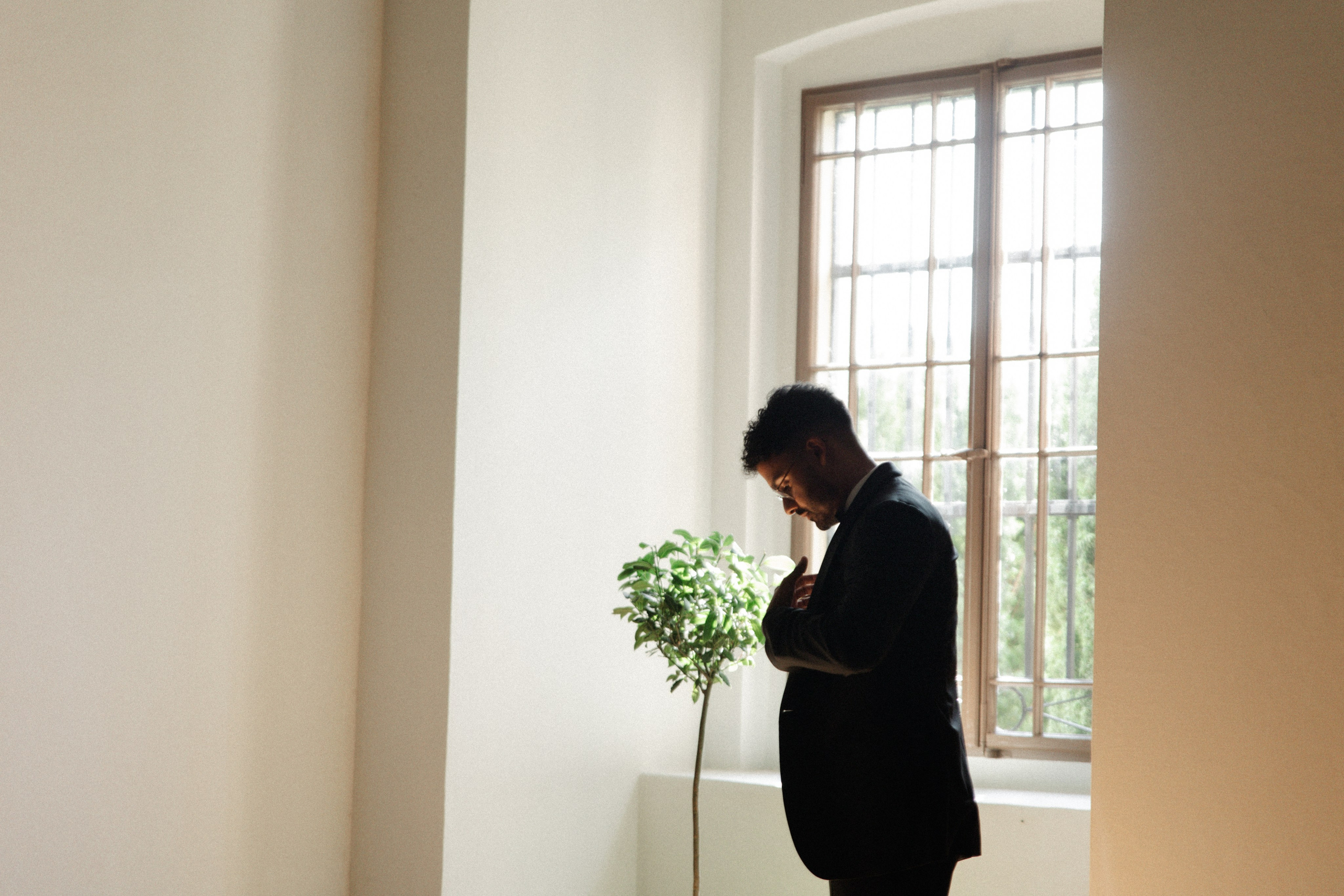 Elegant Castle Wedding in Austria | Alwin & Ruth’s Fairytale Celebration. Wedding photographer and videographer based in Timisoara, Romania