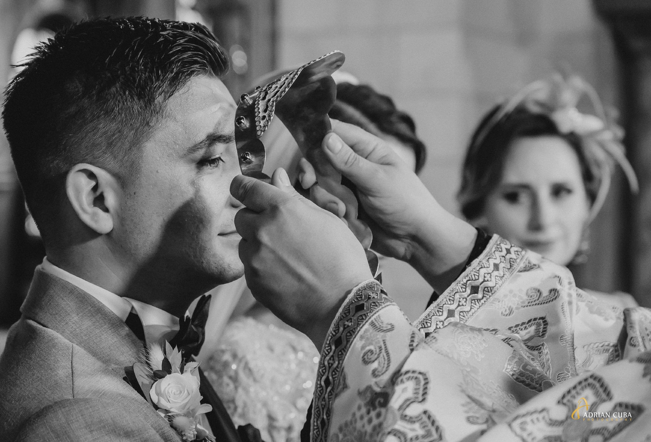 Fotograf nunta Iasi | Adrian Cuba — servicii profesionale de fotografie de nunta