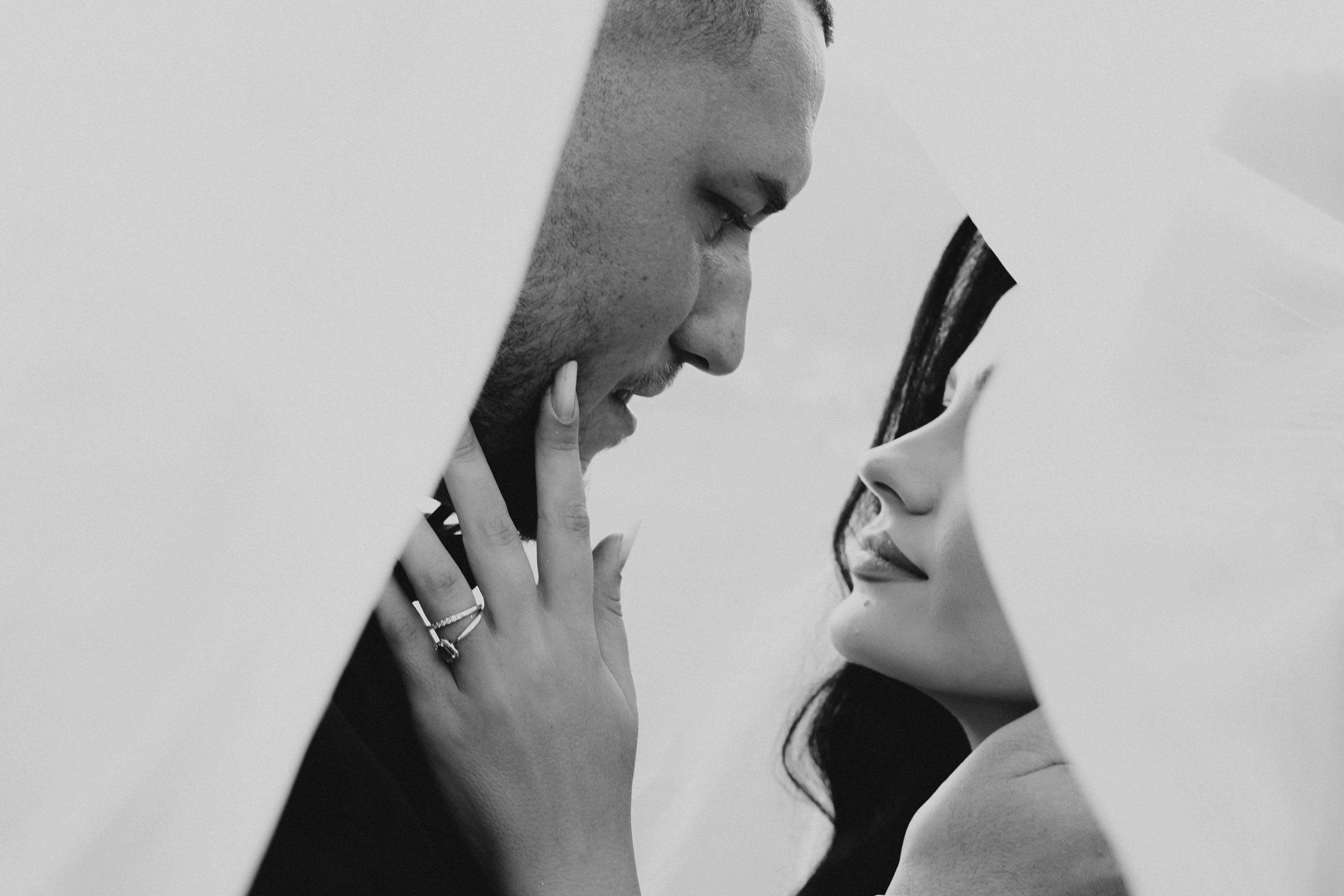 Catalina & Remus. Raw Studio. Fotograful tau de nunta!