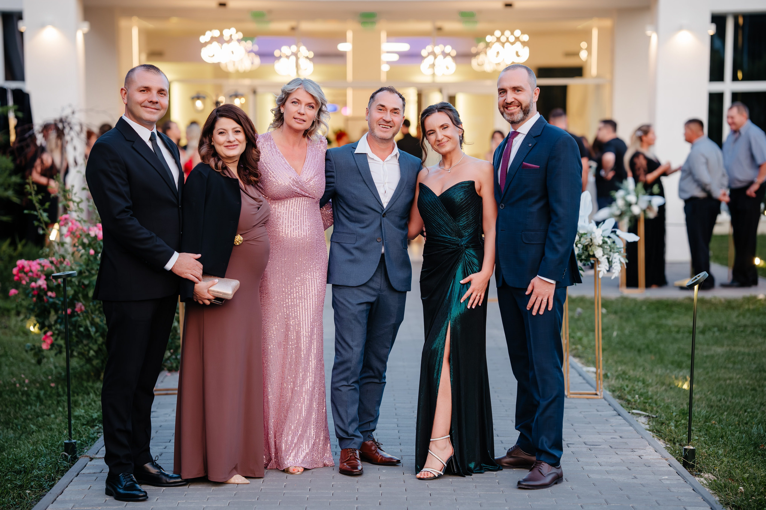 Povestea de nuntă a lui Anca și Dragoș în Bacău | Fotografie de Eveniment. Raw Studio. Fotograful tau de nunta!