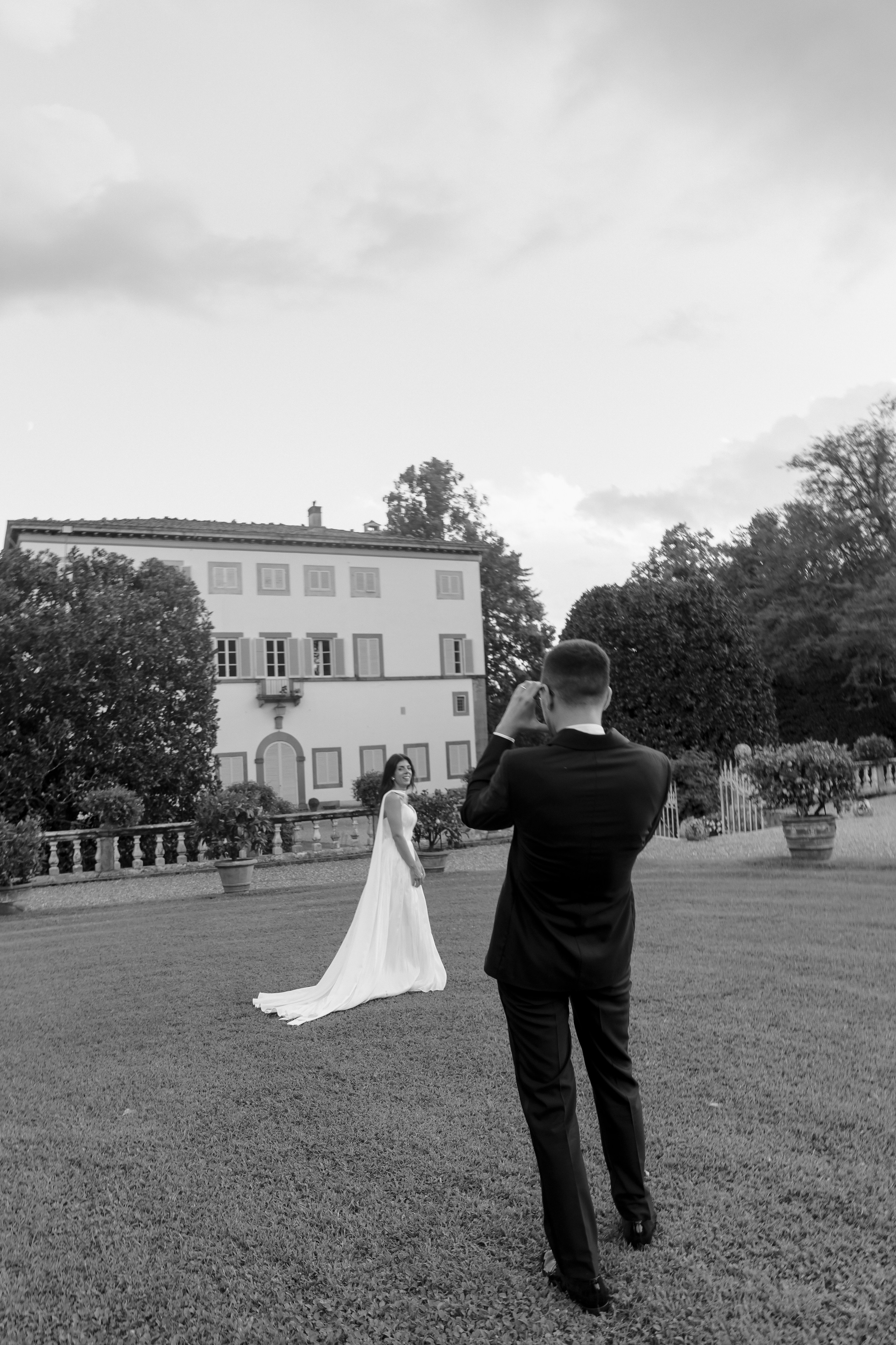 Alissa & Jakob · Villa Grabau, Tuscany. Raw Studio: Capturing Elegant weddings accross Europe