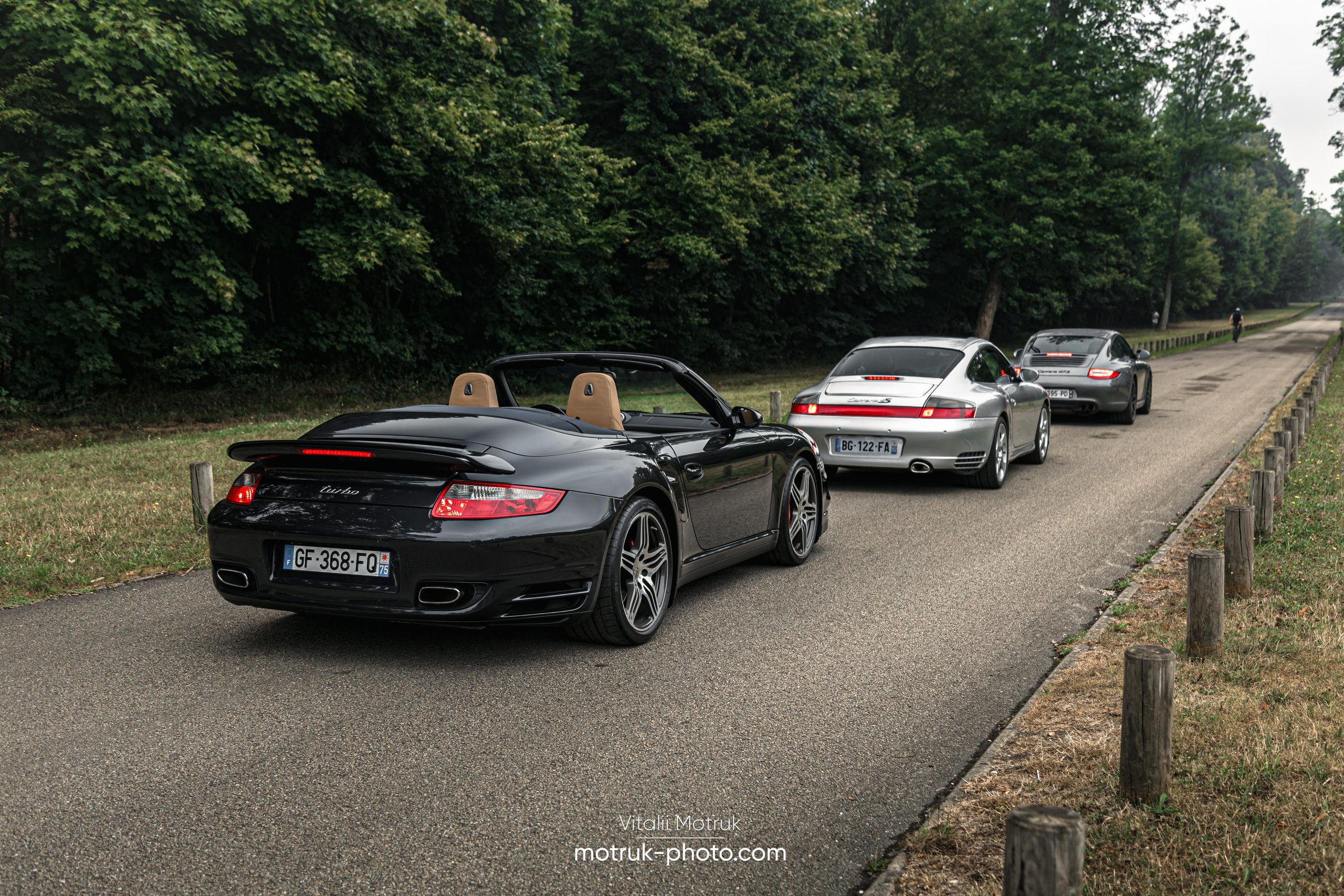 3 Porsches. Photographe de voitures à Paris — Vitalii Motruk