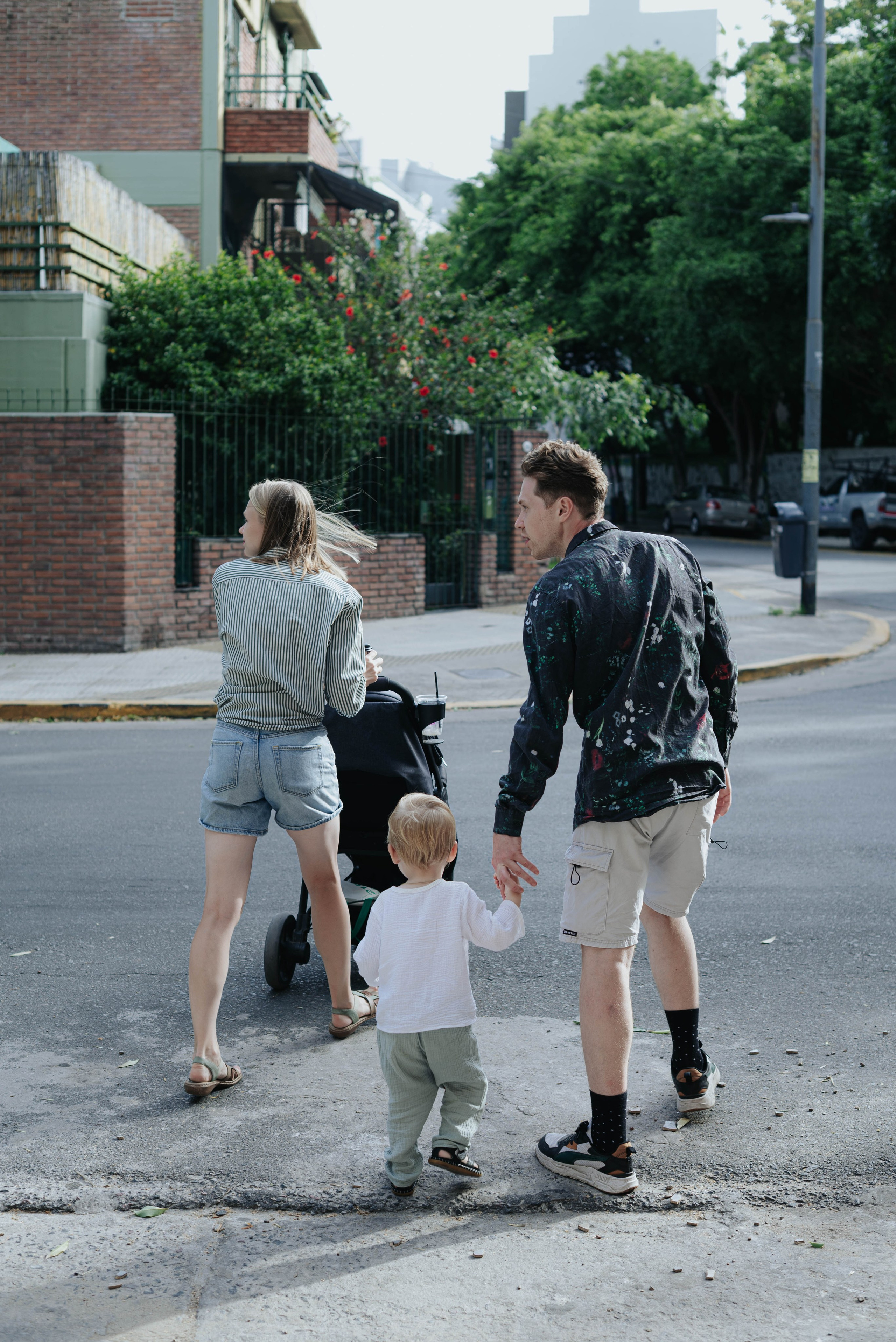 Two years later. Photographer @elmirkami in the city of Buenos Aires