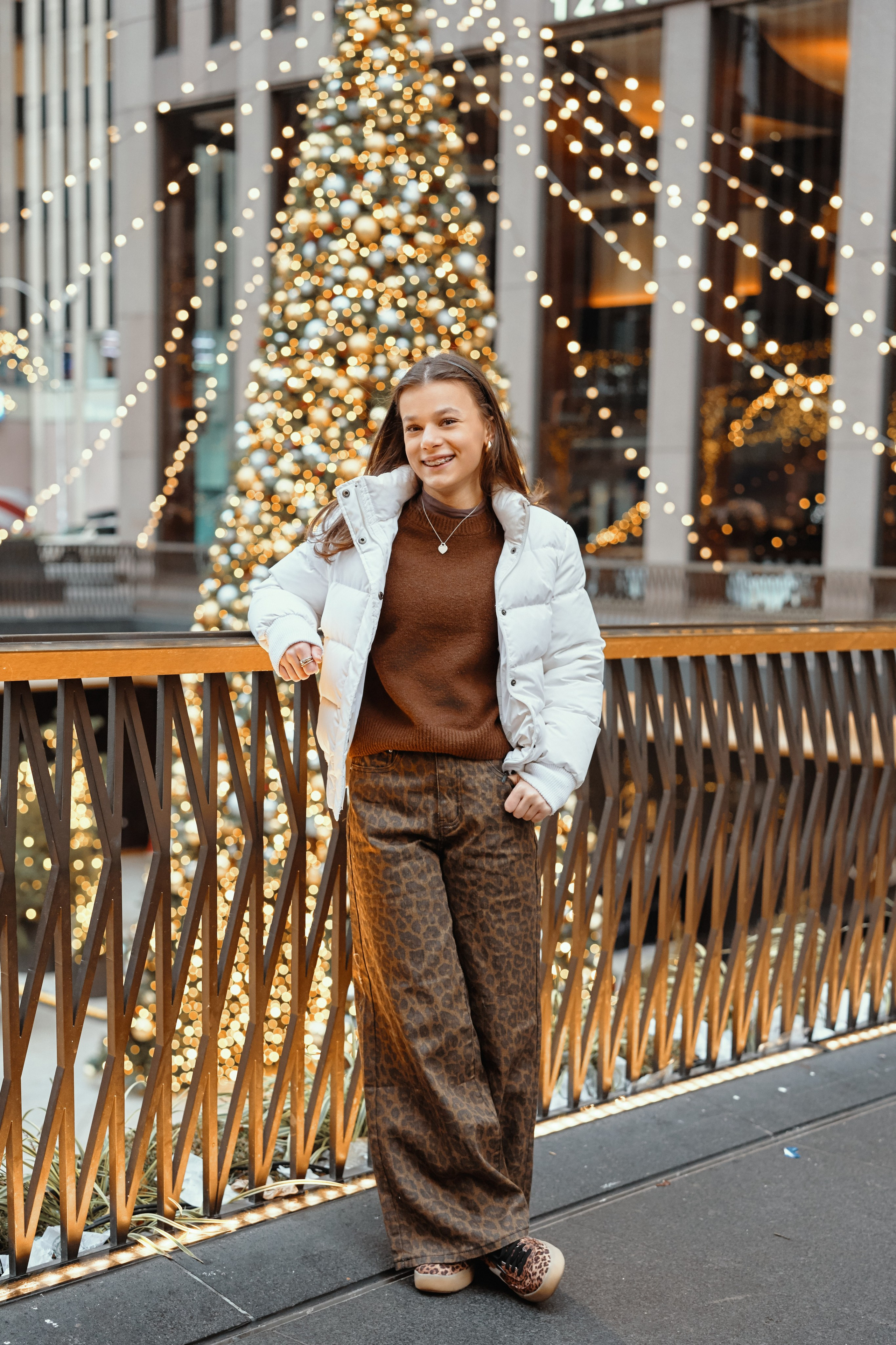 Christmas Mini Session 🎄. Professional Wedding and event photographer USA New York