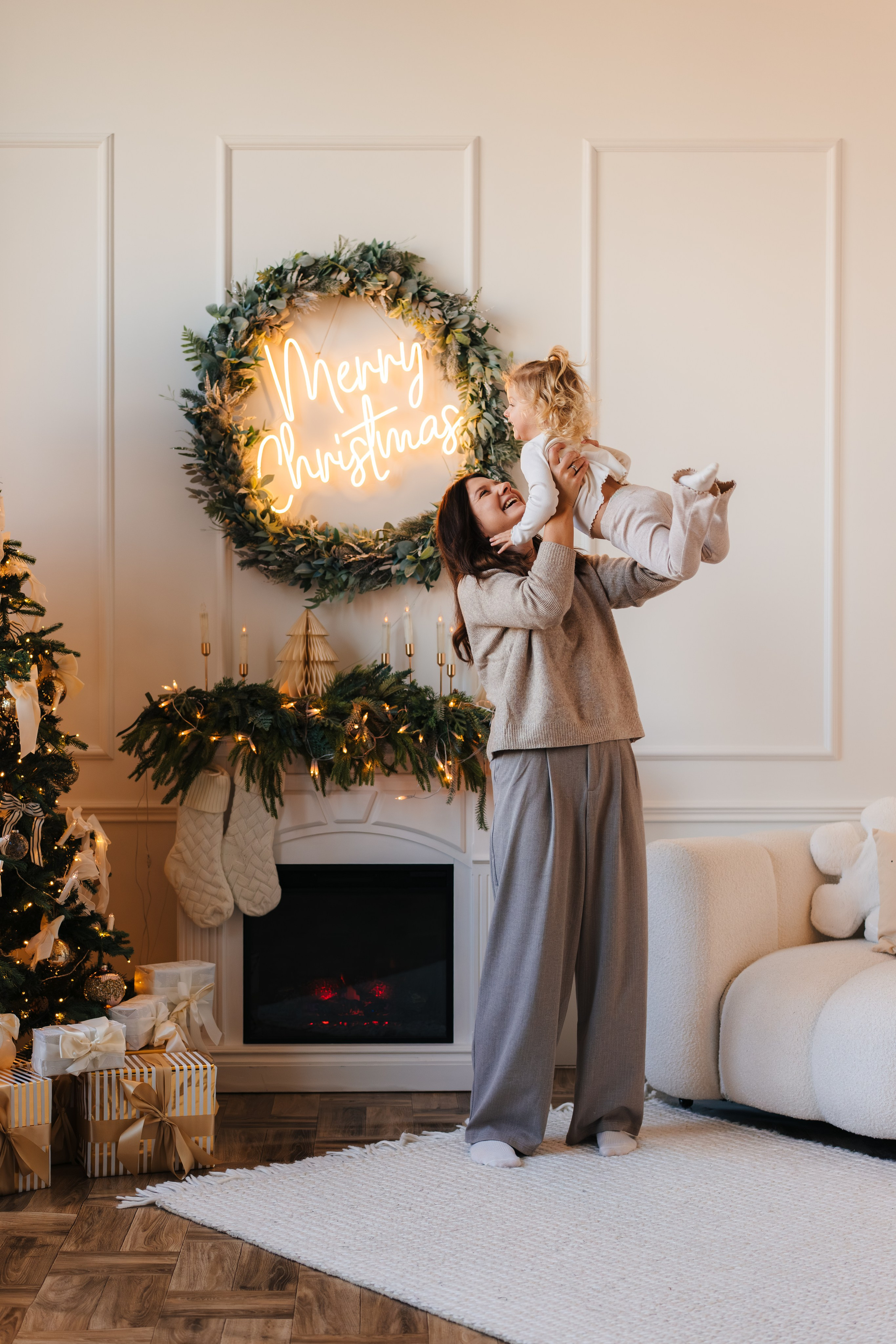 Minimalistyczne sesje świąteczne. Fotograf ślubny & lifestyle Gdańsk, Karolina Baczewska