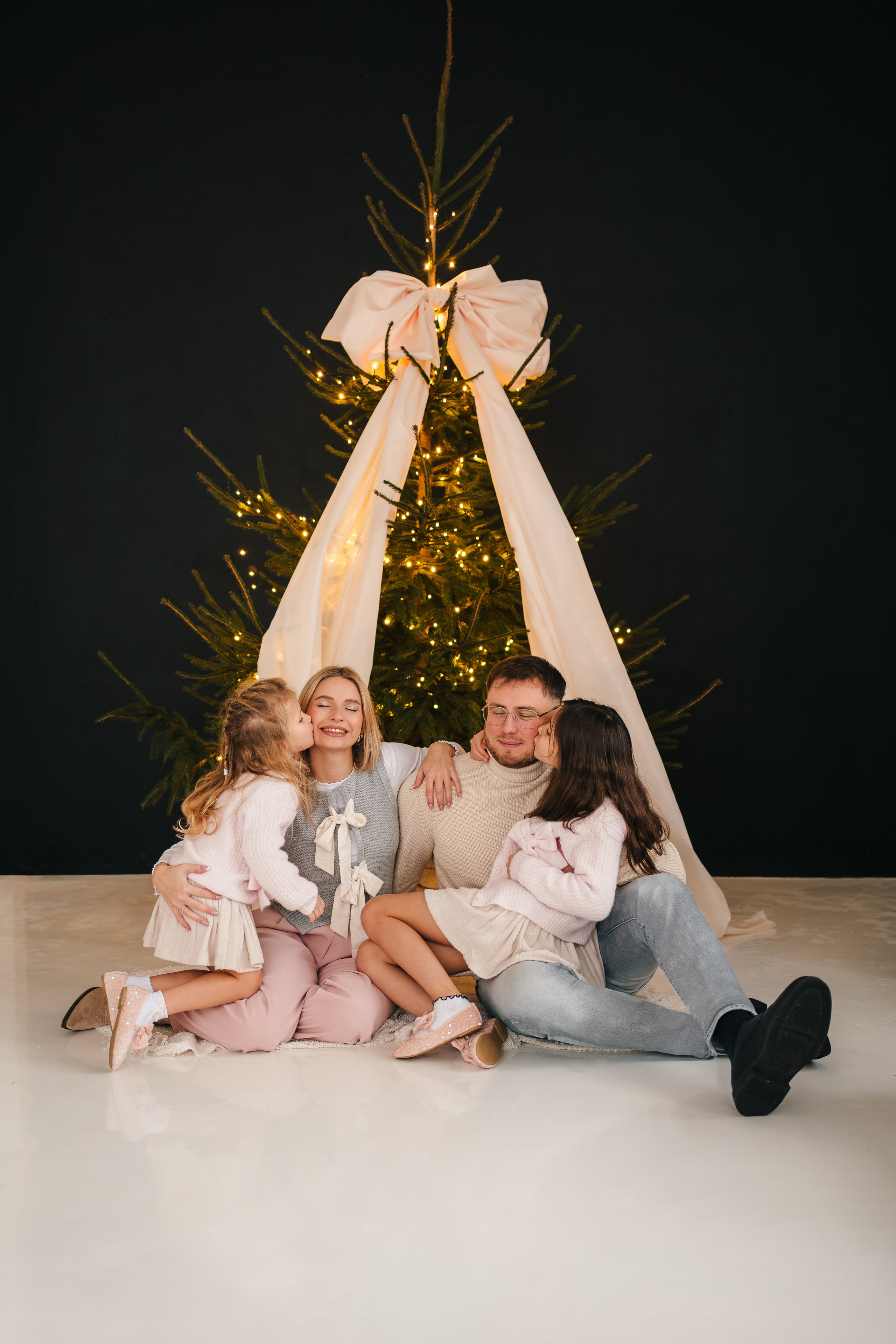 Minimalistyczne sesje świąteczne. Fotograf ślubny & lifestyle Gdańsk, Karolina Baczewska