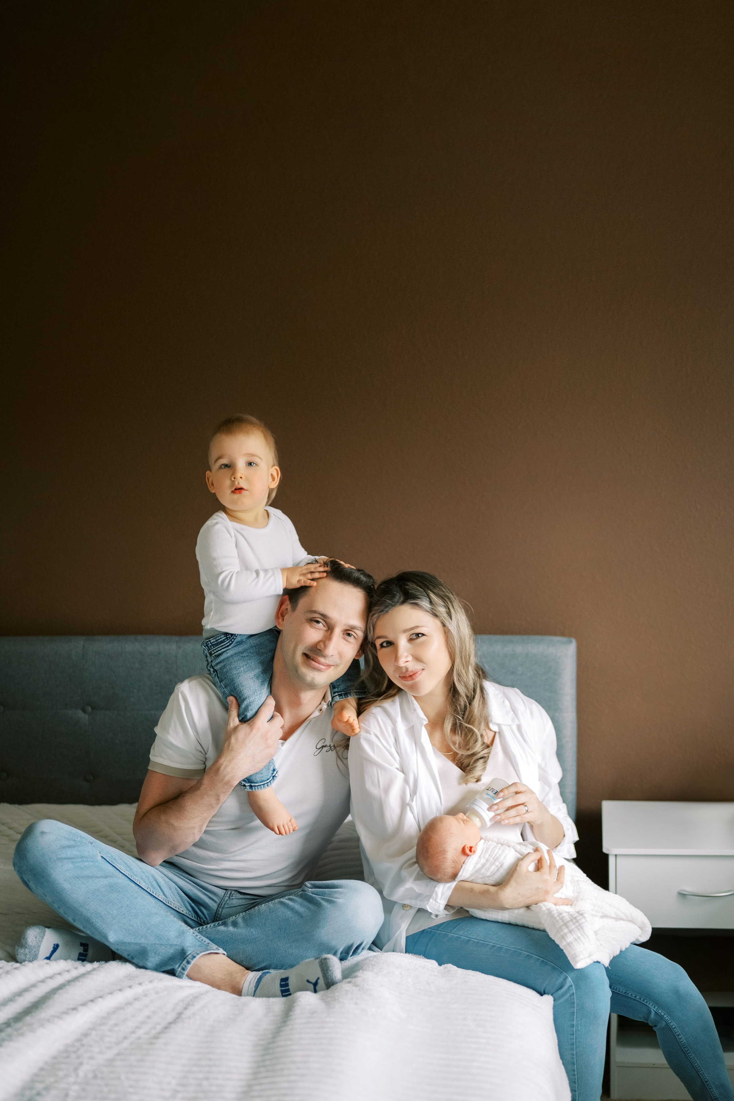 Family photoshoot. Vladimir & Tatiana and children. February 2024. EVAN ARISTOV WEDDING PHOTOGRAPHY — Seattle Wedding Photographer