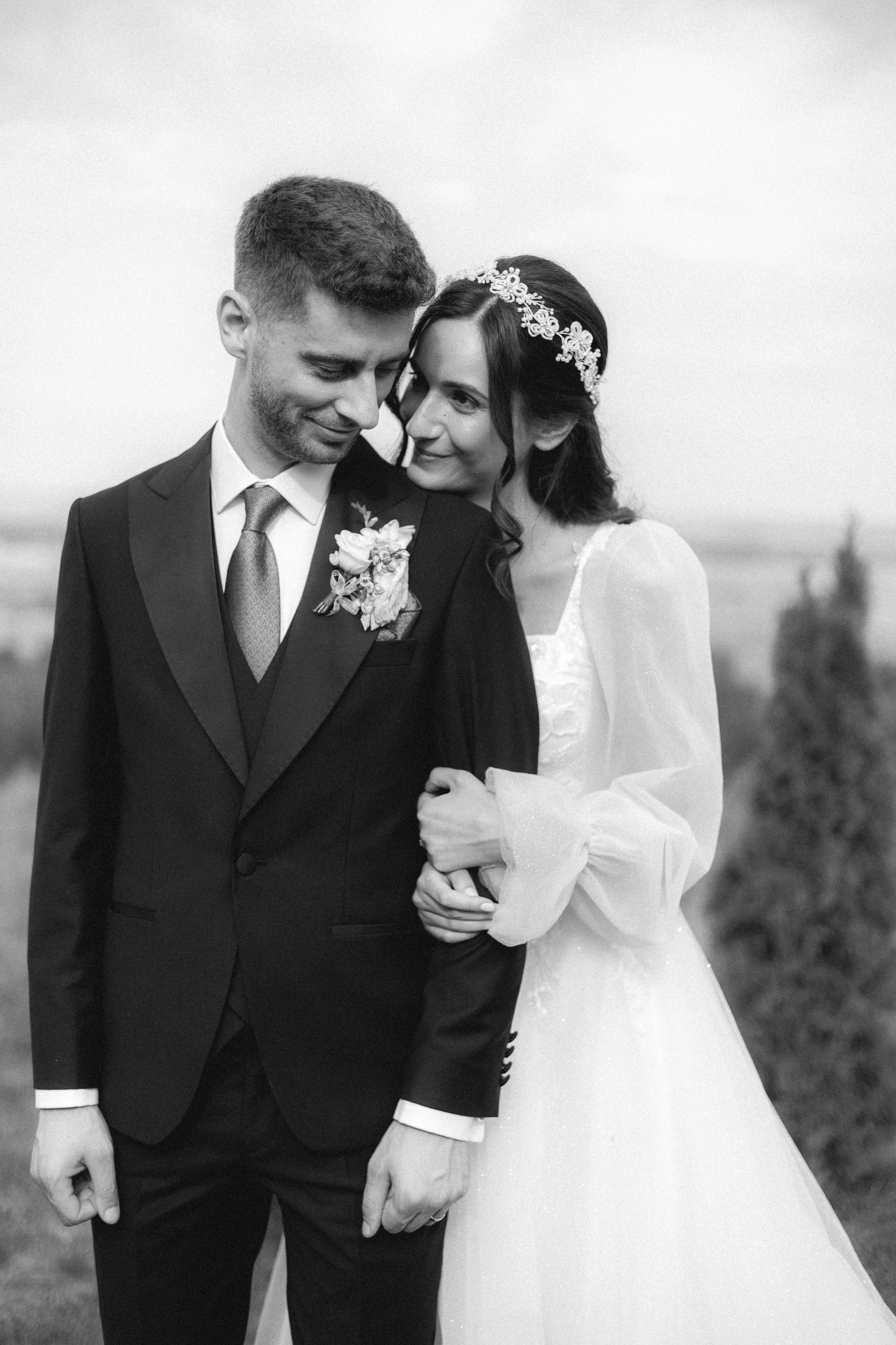 Beatrice and Andrei. Sara Luca Wedding Photographer in Italy and Europe