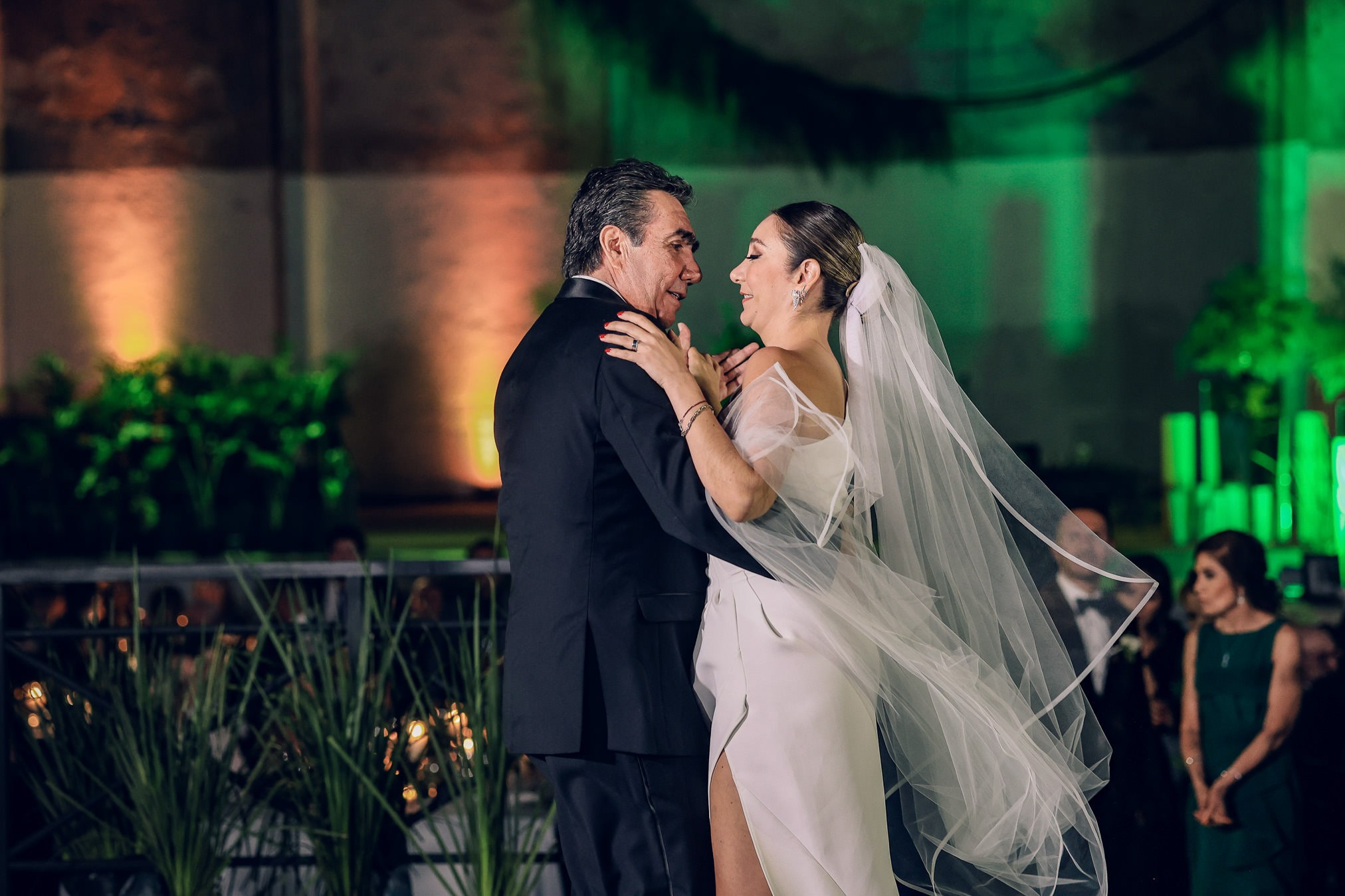 Tijuana Antiguo cine Bujazan, Boda Sherlinne y Joaquin. Estudio de fotografia en Tijuana