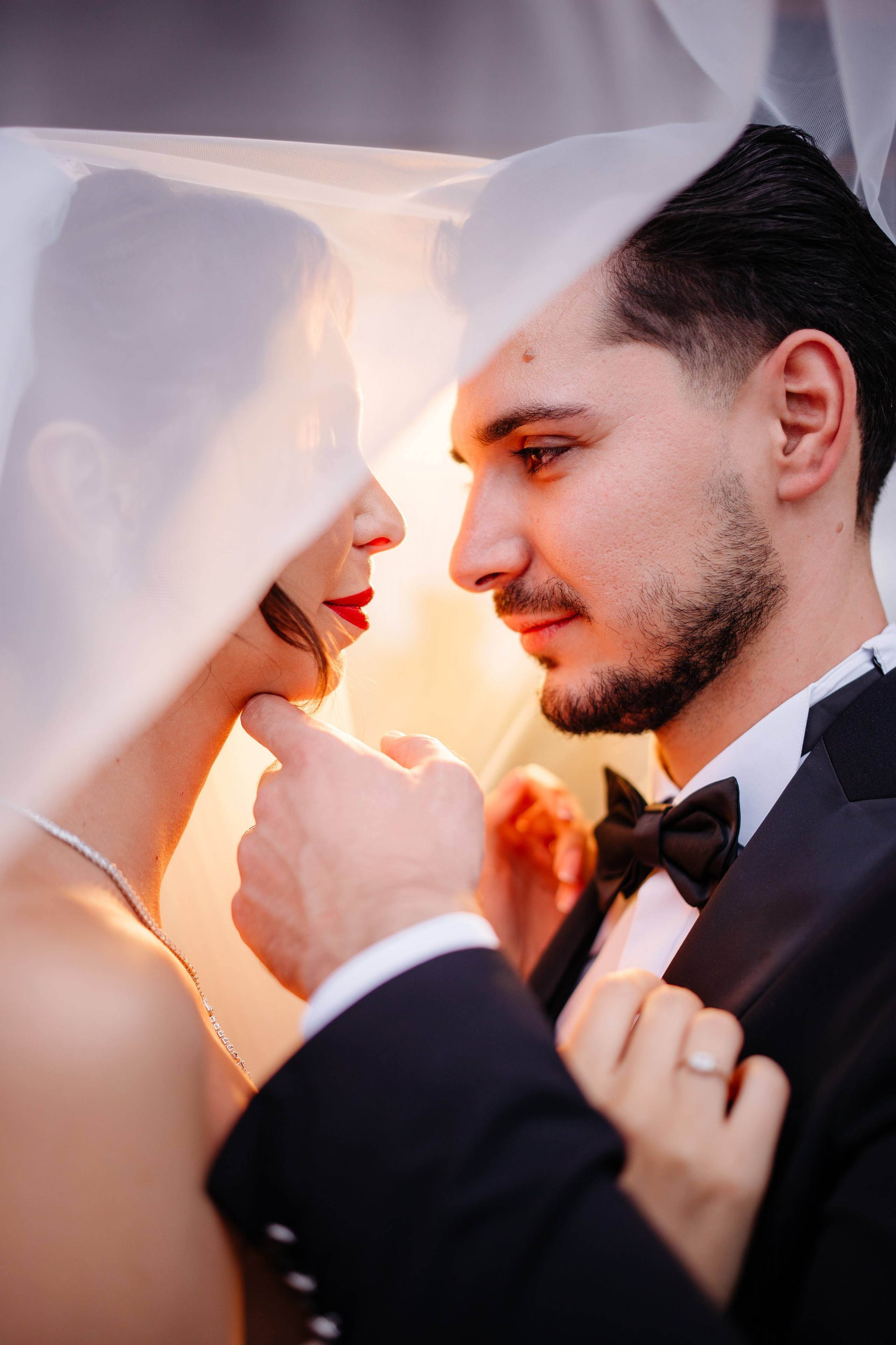 Povestea de nuntă a lui Anca și Dragoș în Bacău | Fotografie de Eveniment. Raw Studio. Fotograful tau de nunta!