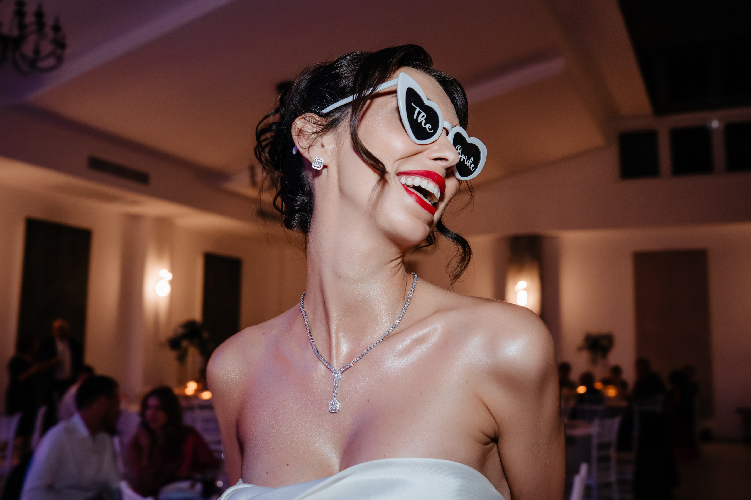 Povestea de nuntă a lui Anca și Dragoș în Bacău | Fotografie de Eveniment. Raw Studio. Fotograful tau de nunta!