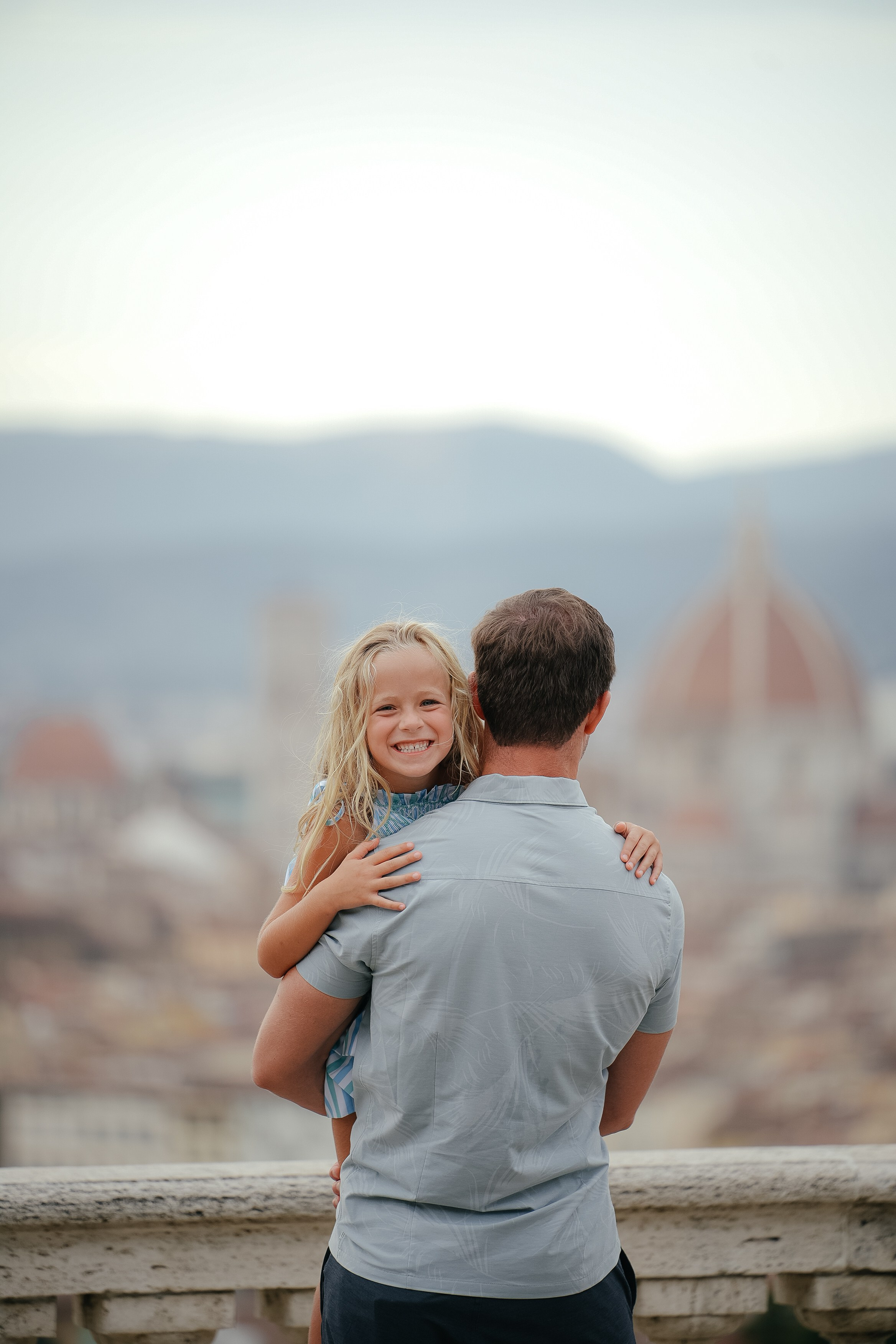 Family Photoshoot. Wedding Photographer in Italy
