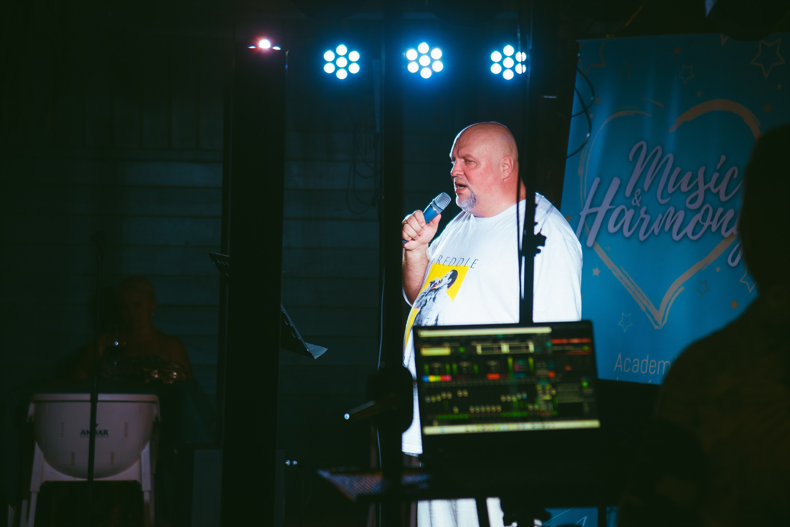 Photo report from a creative evening at the El Bosque Animado restaurant, Torrevieja