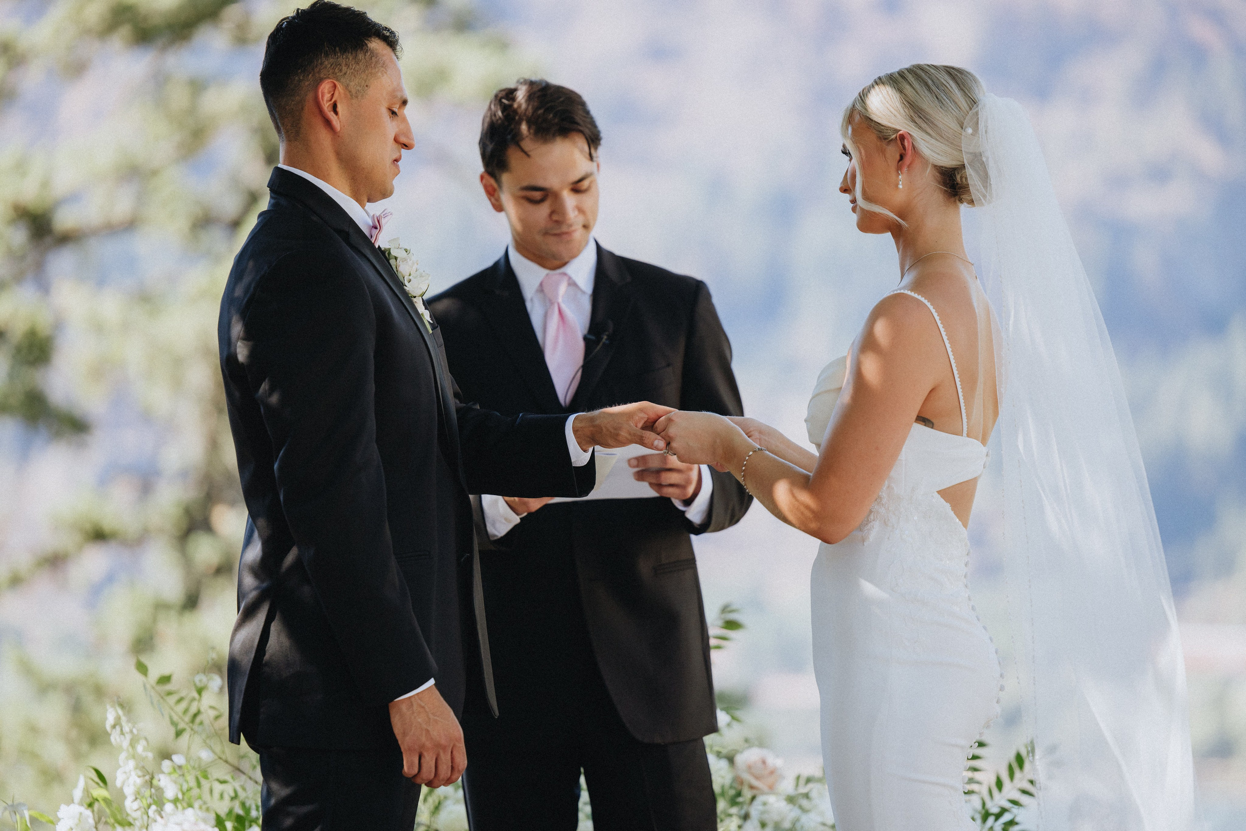 Brook & Richard's Wedding in Portland Oregon| Captured by Georgy Shishkin, Professional Wedding Photographer Seattle, Bend & Oregon Coast. Capturing Love in the Heart of the Pacific Northwes