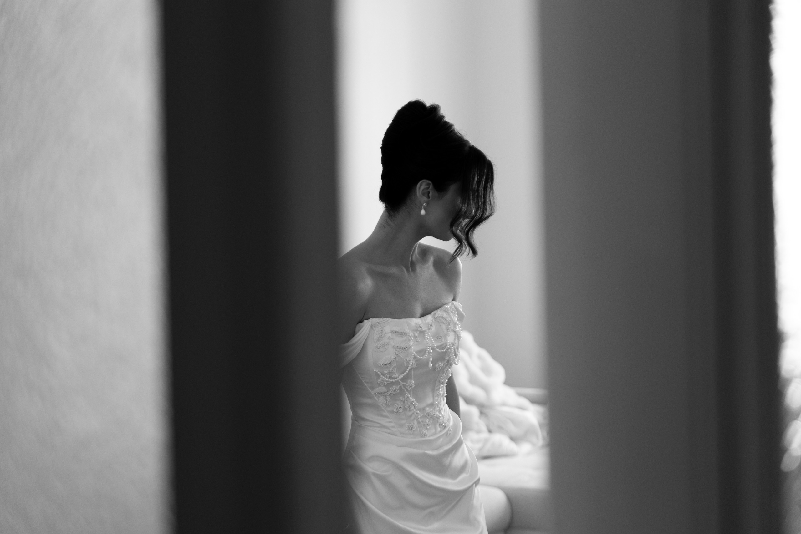 Elegant Castle Wedding in Austria | Alwin & Ruth’s Fairytale Celebration. Wedding photographer and videographer based in Timisoara, Romania