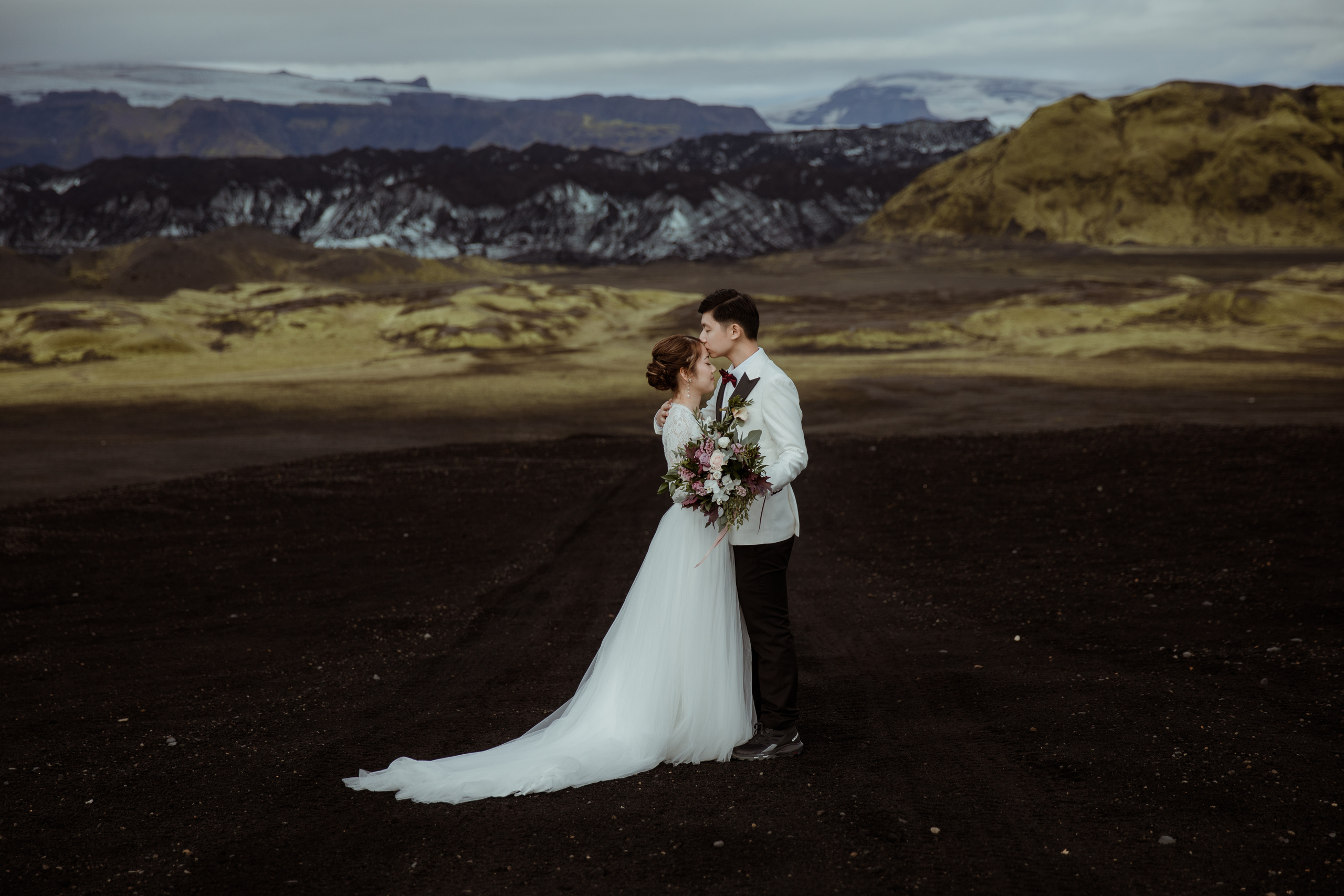 Senping+ Jiarong. Iceland elopement photographer & videographer
