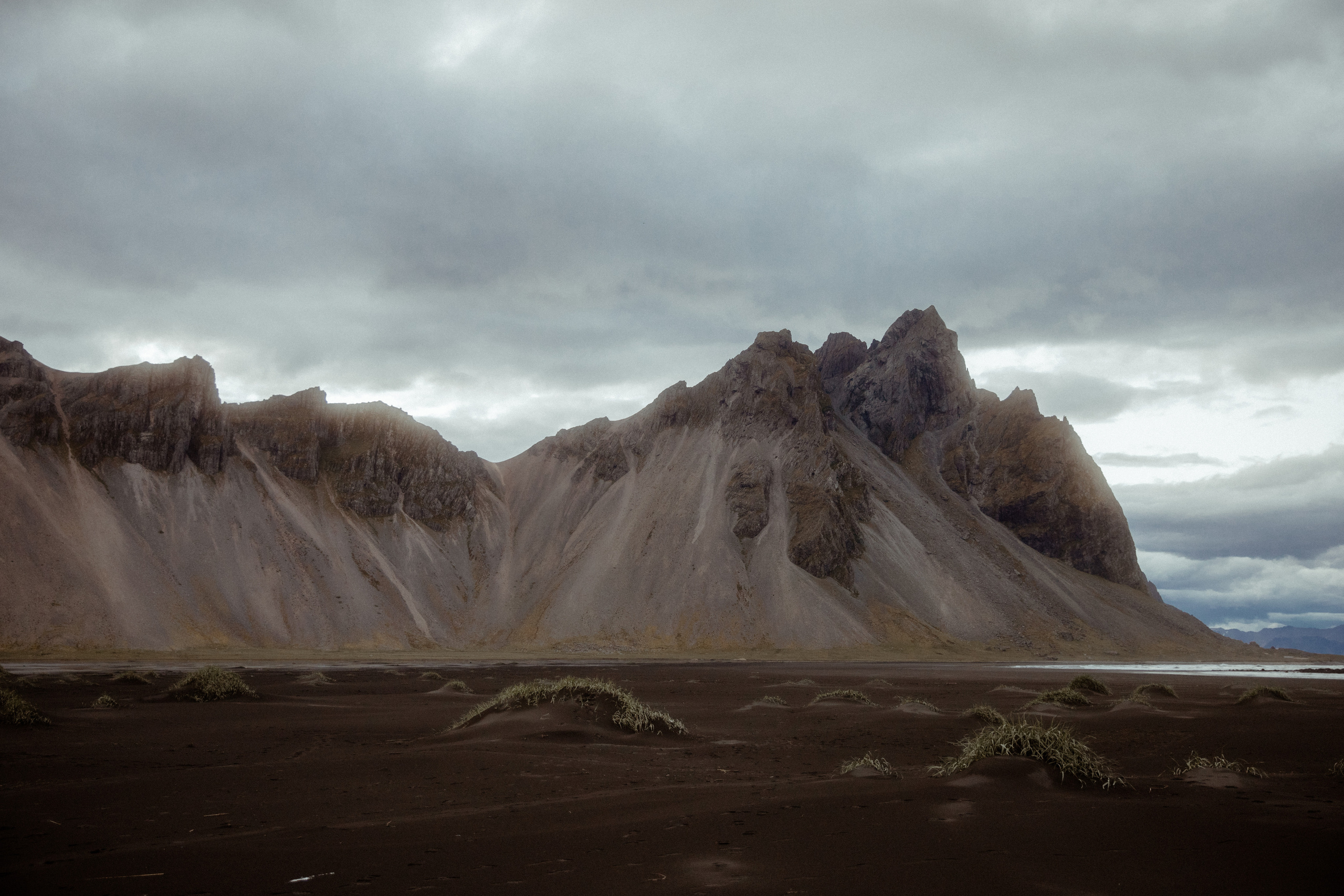 Adventure elopement in Iceland. Iceland elopement photographer & videographer