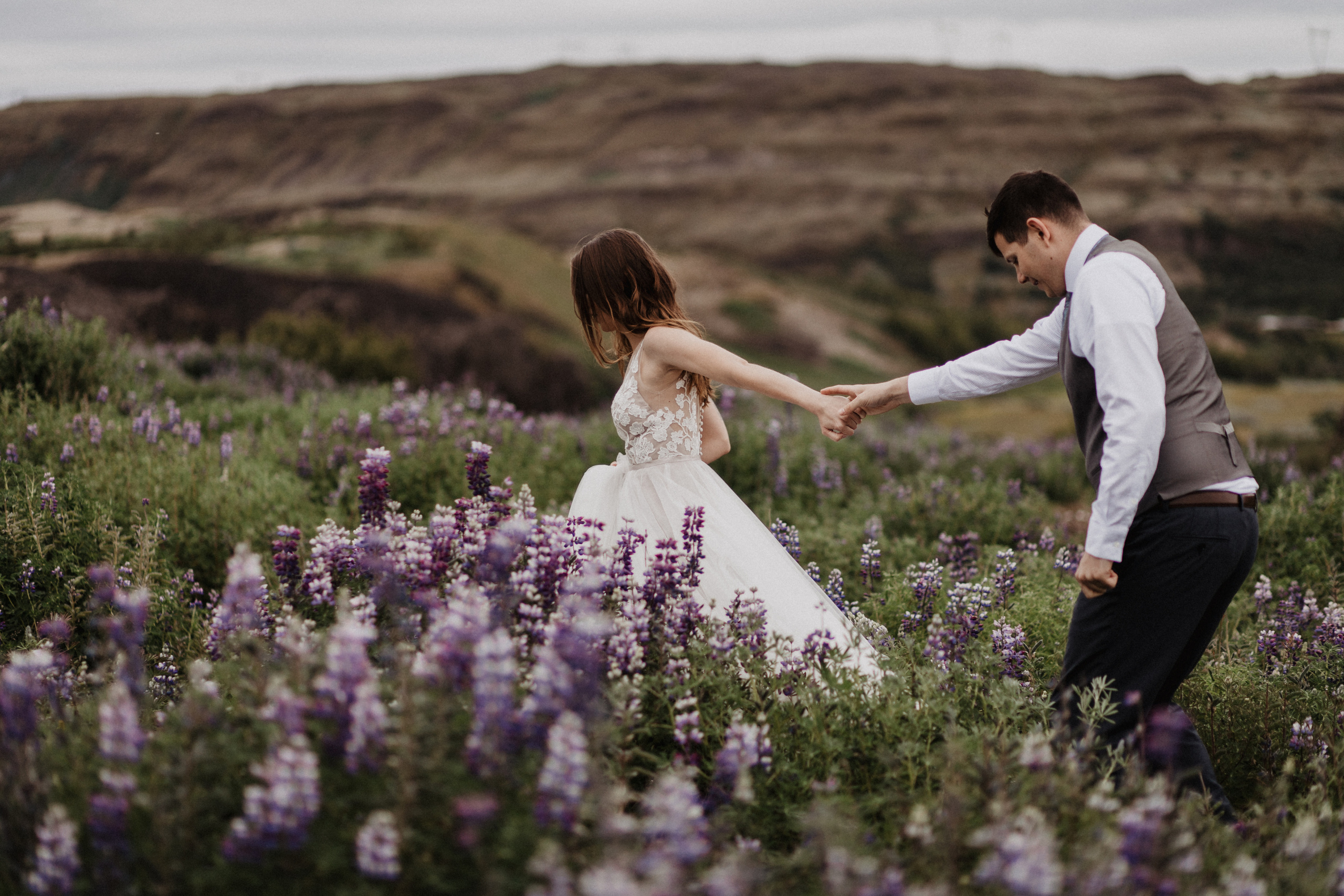 Midnight sun elopement at Haifoss in Iceland. Iceland elopement photographer & videographer