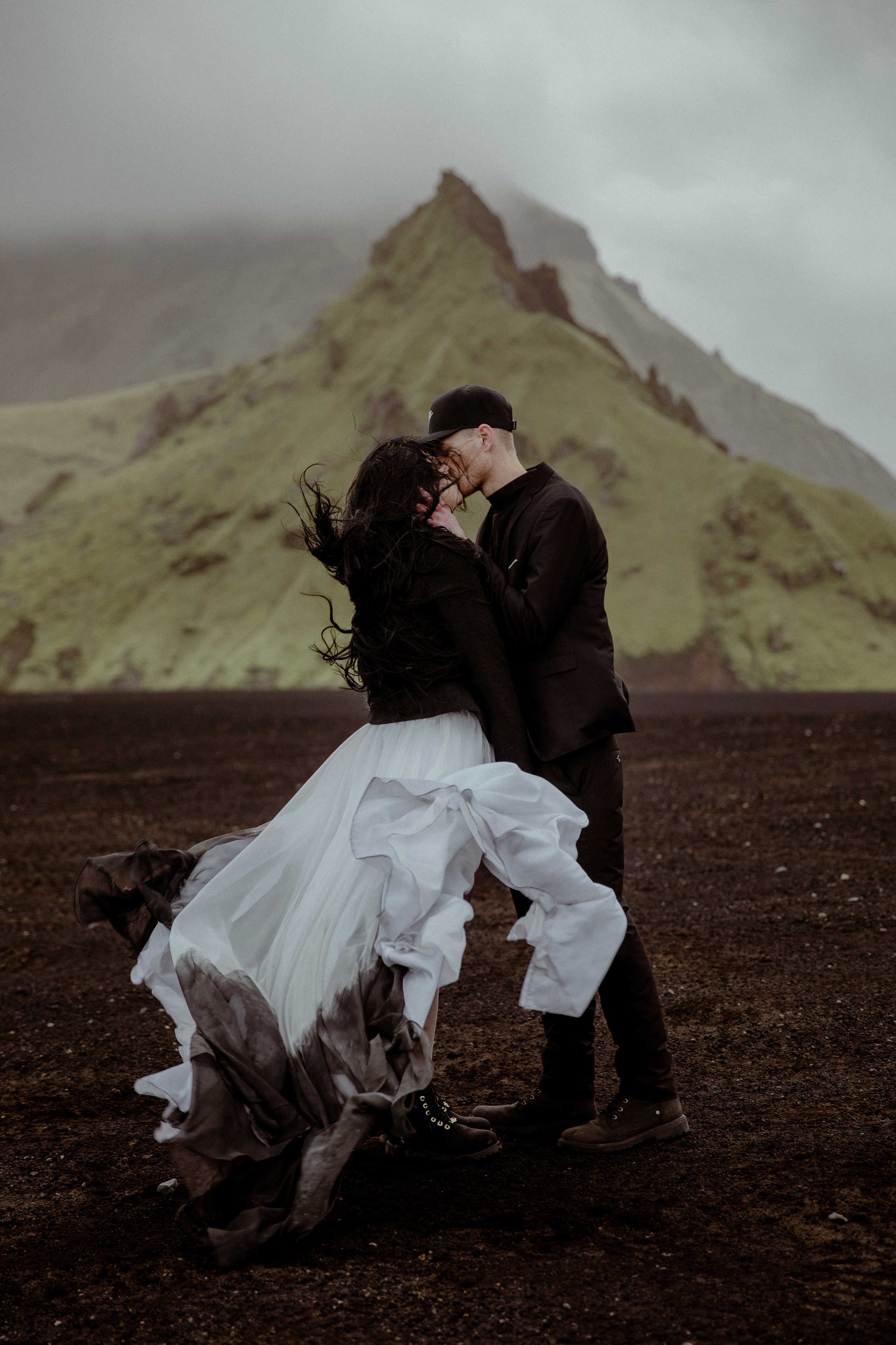 Meghan+Easton. Iceland elopement photographer & videographer