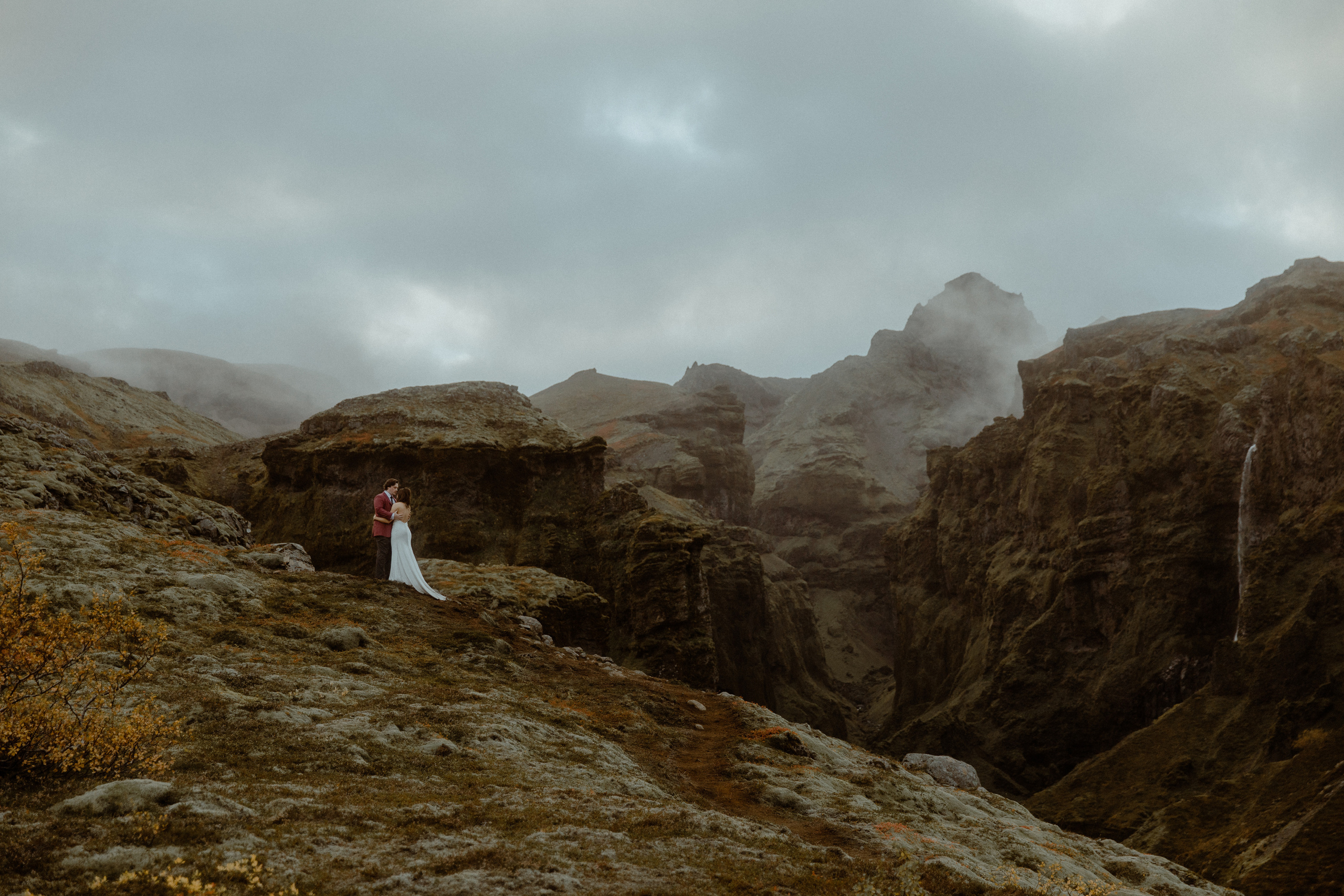 Brian+Lauren. Iceland elopement photographer & videographer