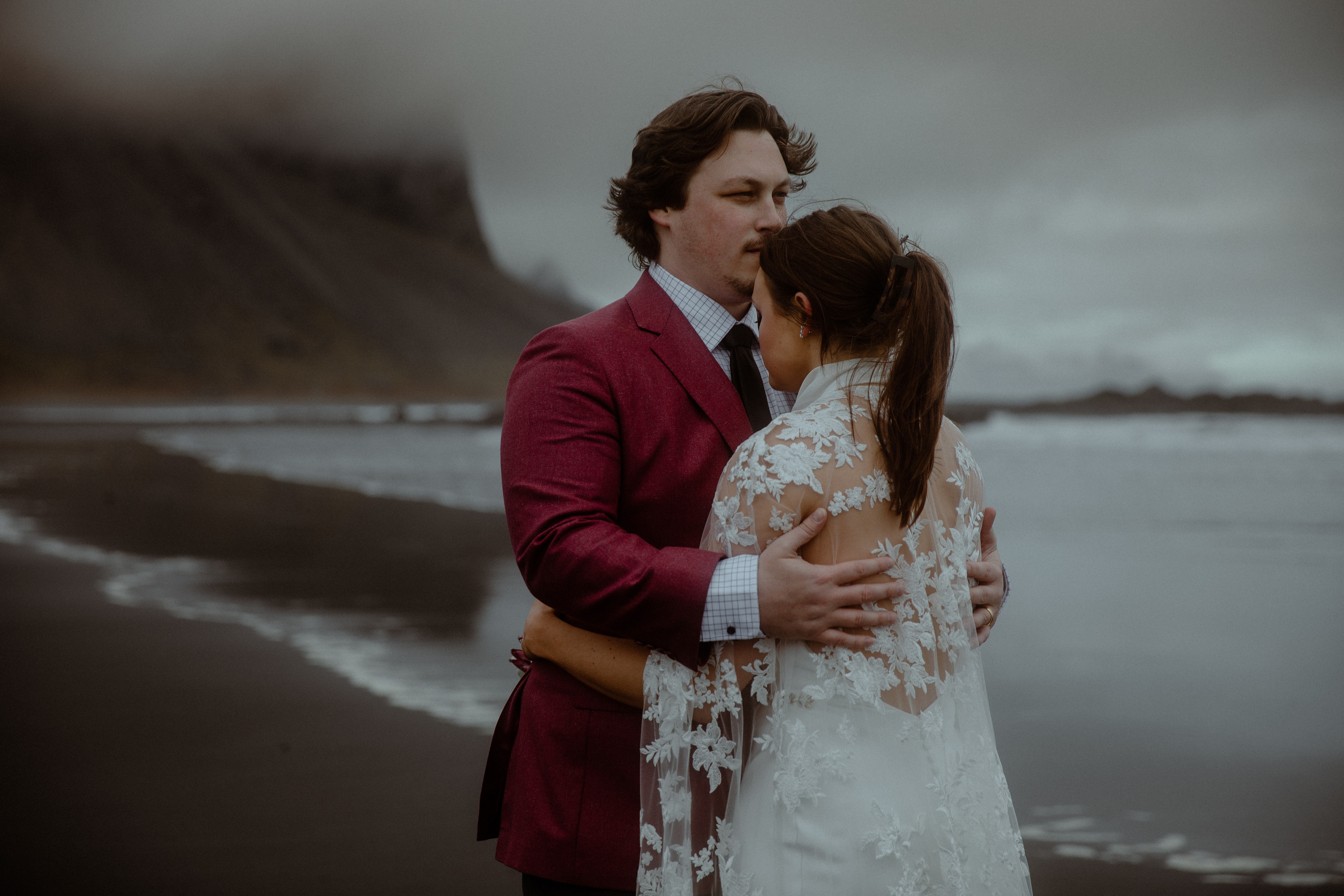 Brian+Lauren. Iceland elopement photographer & videographer