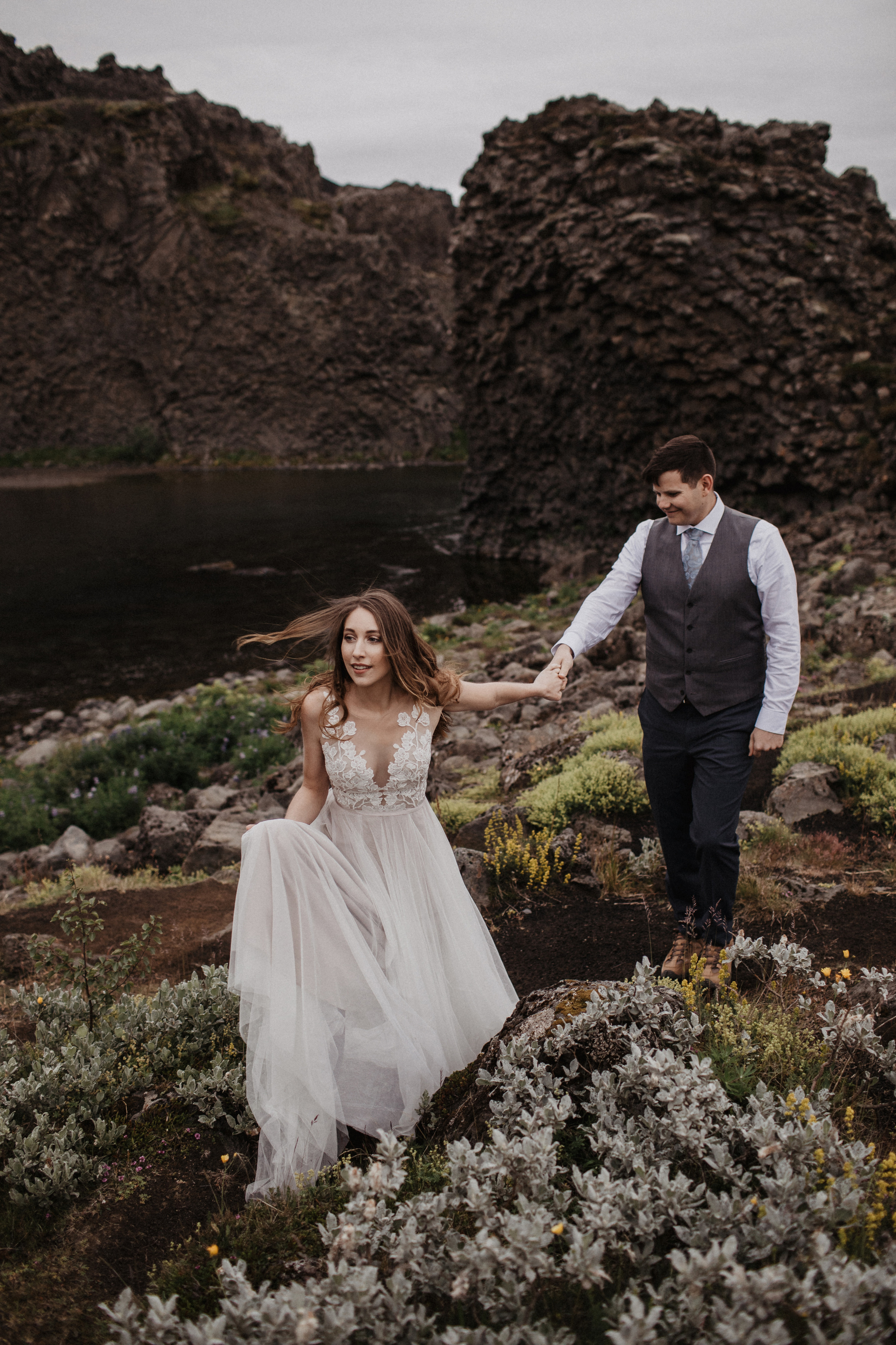 Midnight sun elopement at Haifoss in Iceland. Iceland elopement photographer & videographer