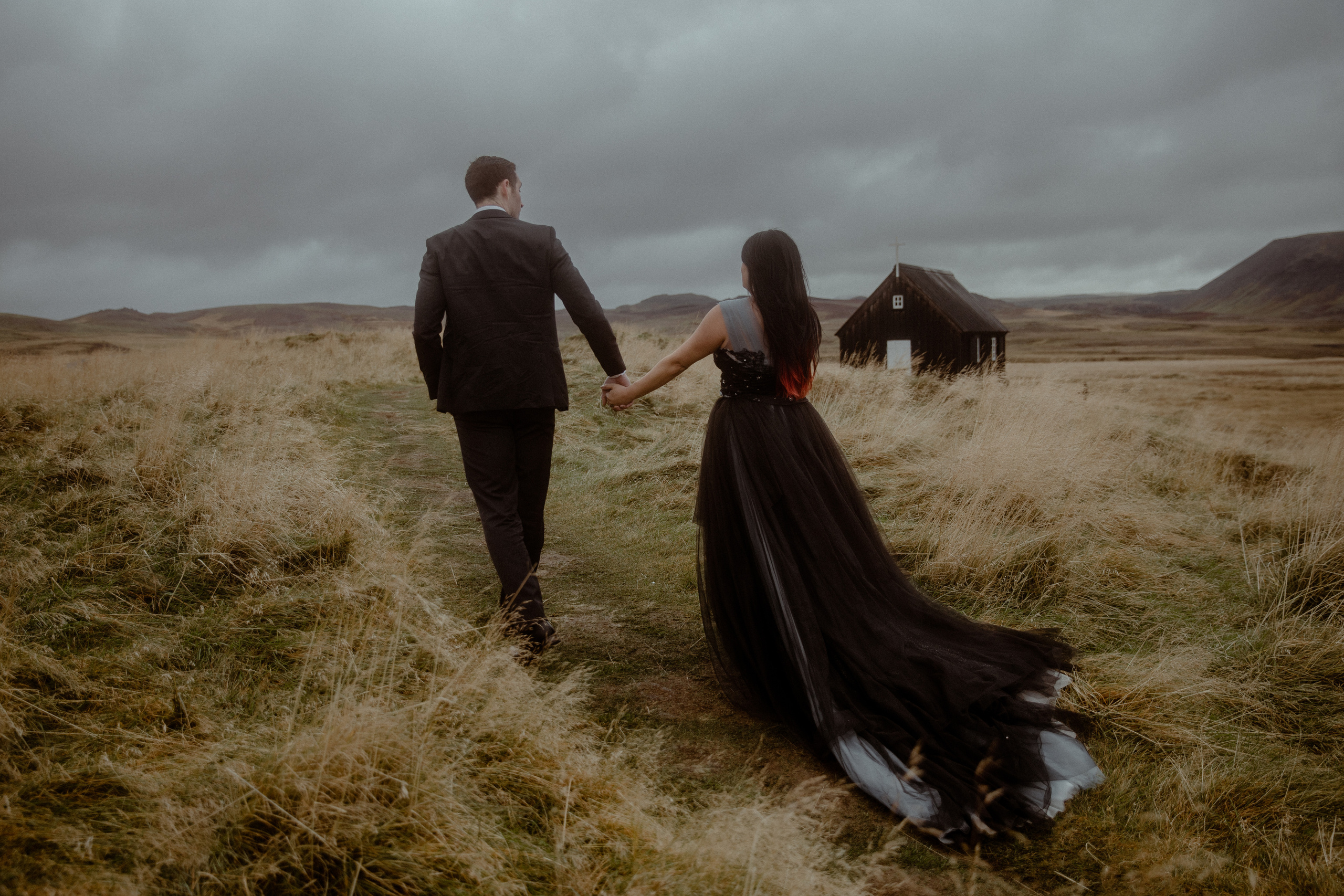 Anniversary session in Iceland. Iceland elopement photographer & videographer