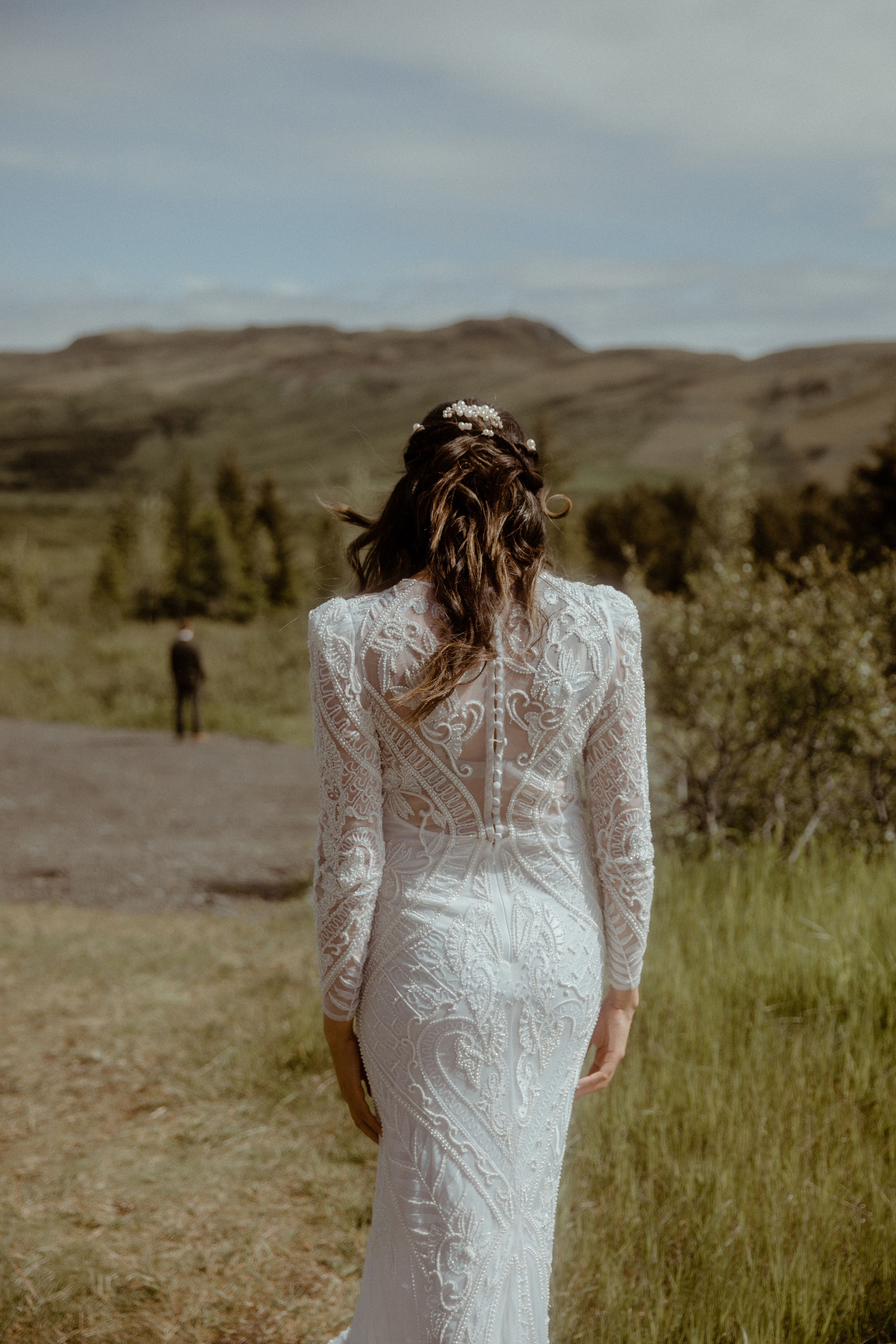 Adventure elopement in Iceland. Iceland elopement photographer & videographer