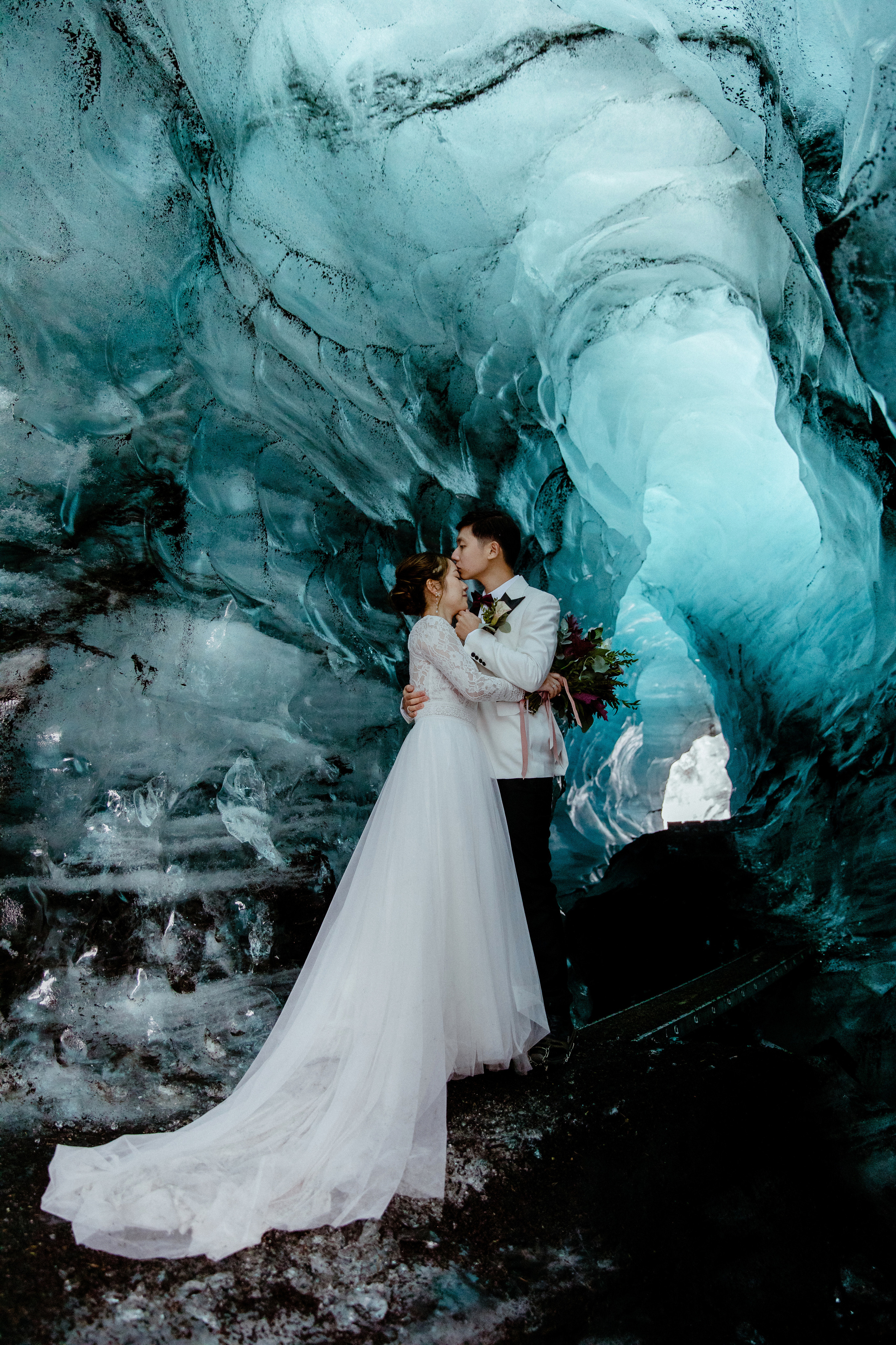 Senping+ Jiarong. Iceland elopement photographer & videographer
