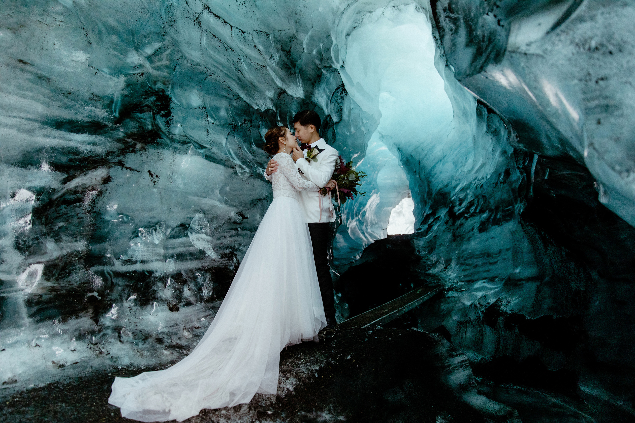 Senping+ Jiarong. Iceland elopement photographer & videographer