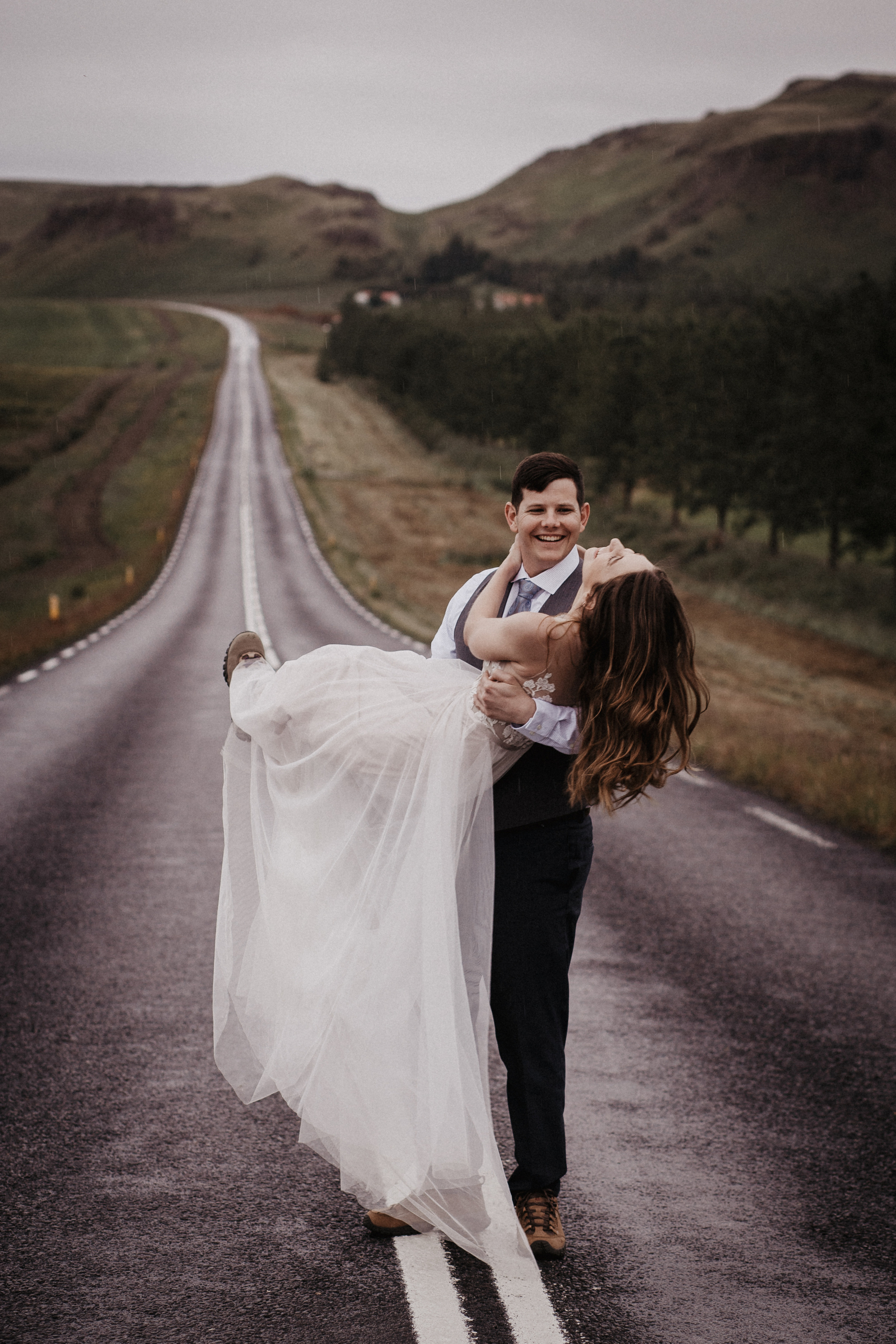 Midnight sun elopement at Haifoss in Iceland. Iceland elopement photographer & videographer
