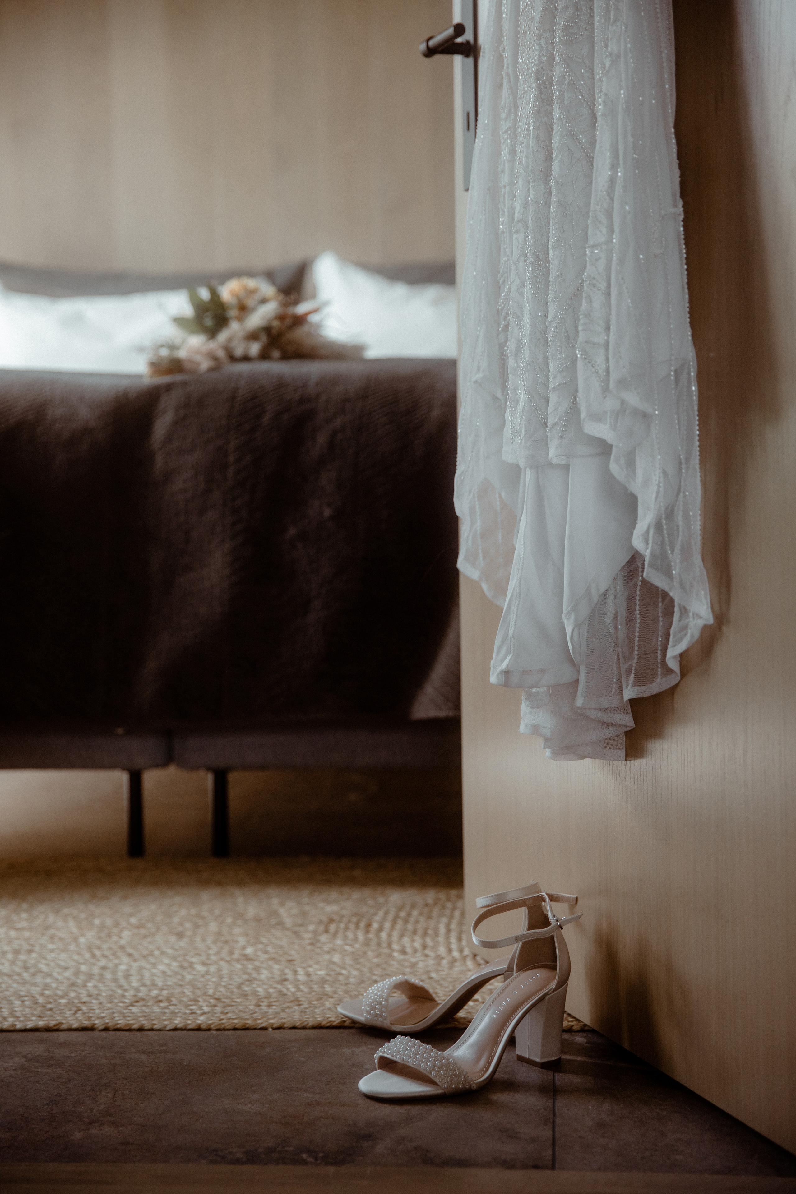 Adventure elopement in Iceland. Iceland elopement photographer & videographer