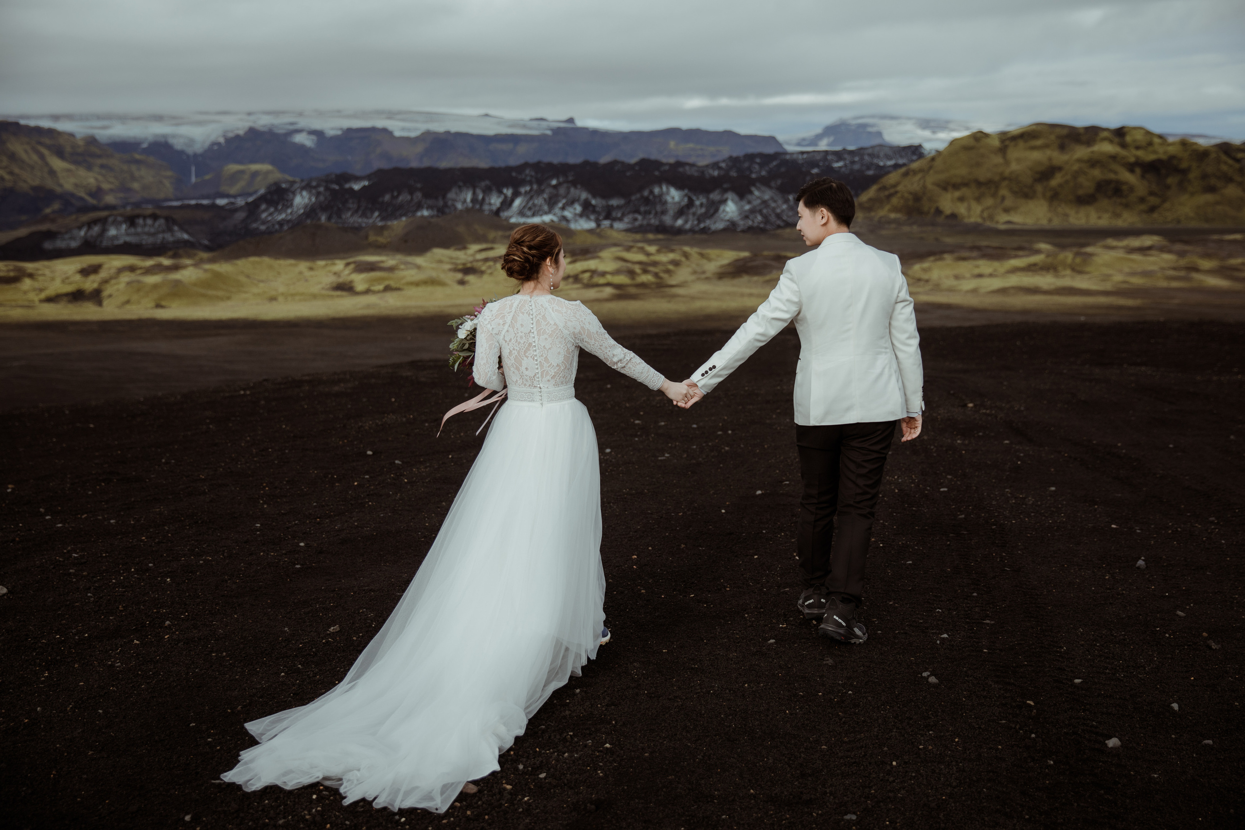 Senping+ Jiarong. Iceland elopement photographer & videographer