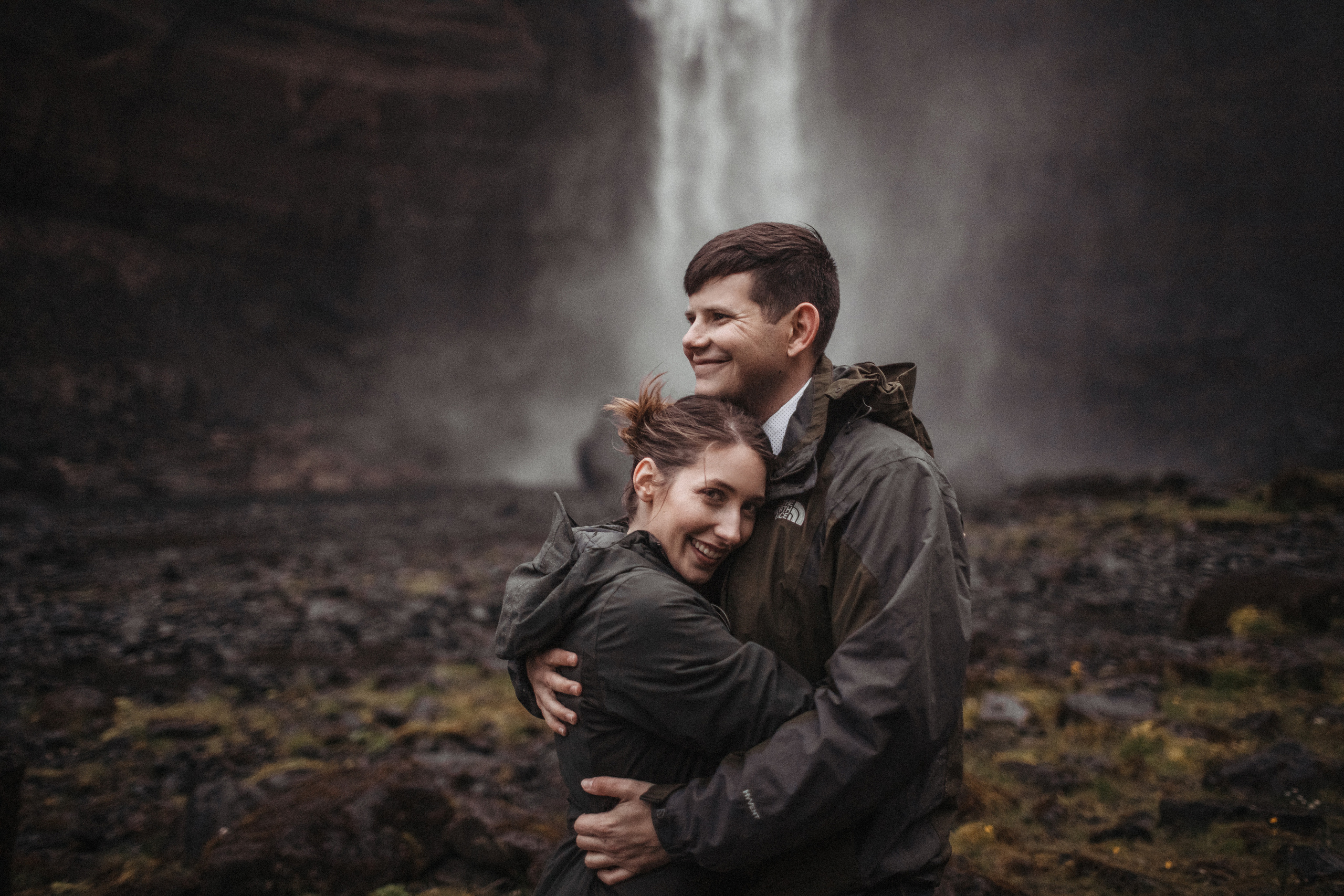 Midnight sun elopement at Haifoss in Iceland. Iceland elopement photographer & videographer