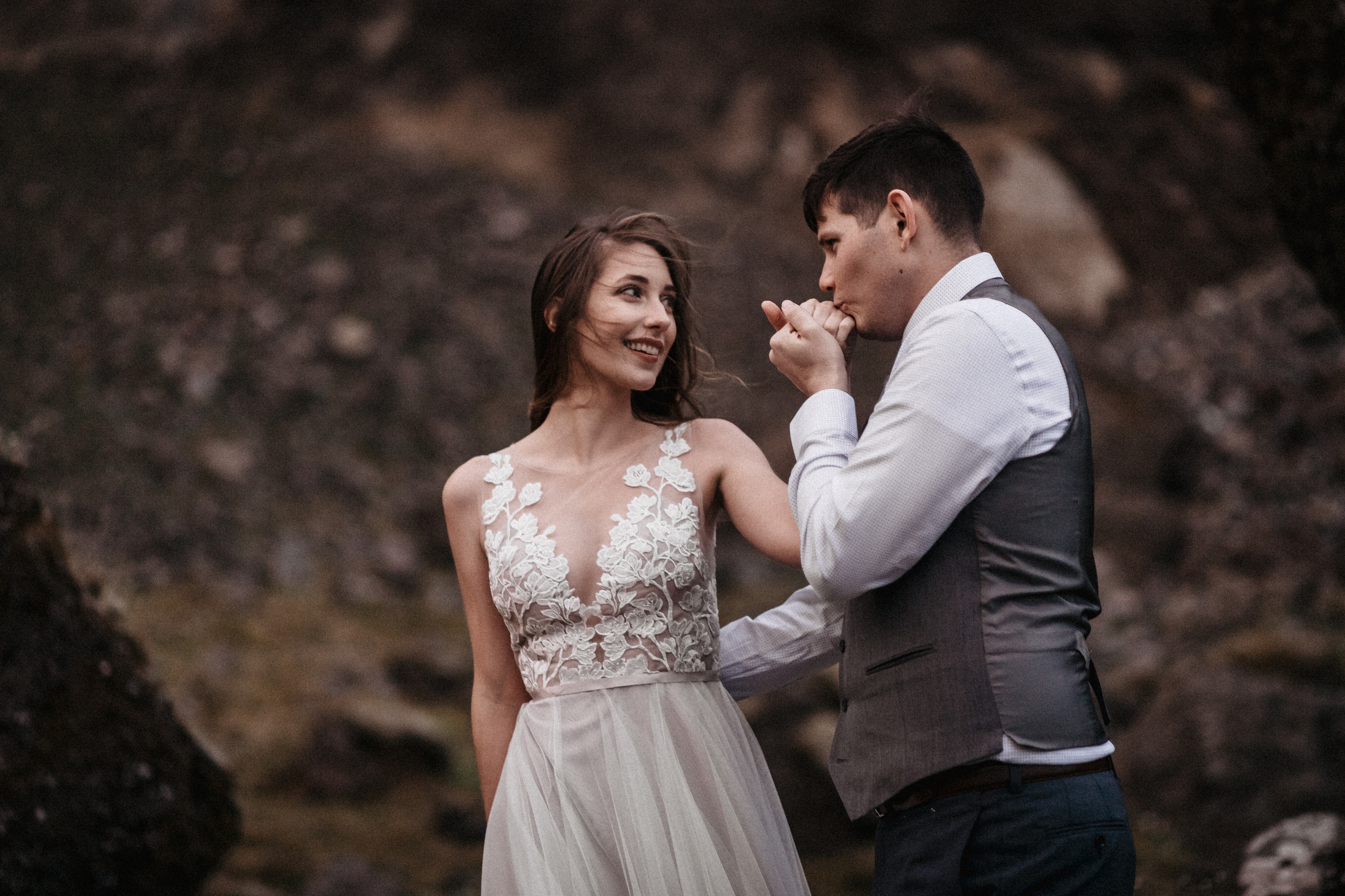 Midnight sun elopement at Haifoss in Iceland. Iceland elopement photographer & videographer