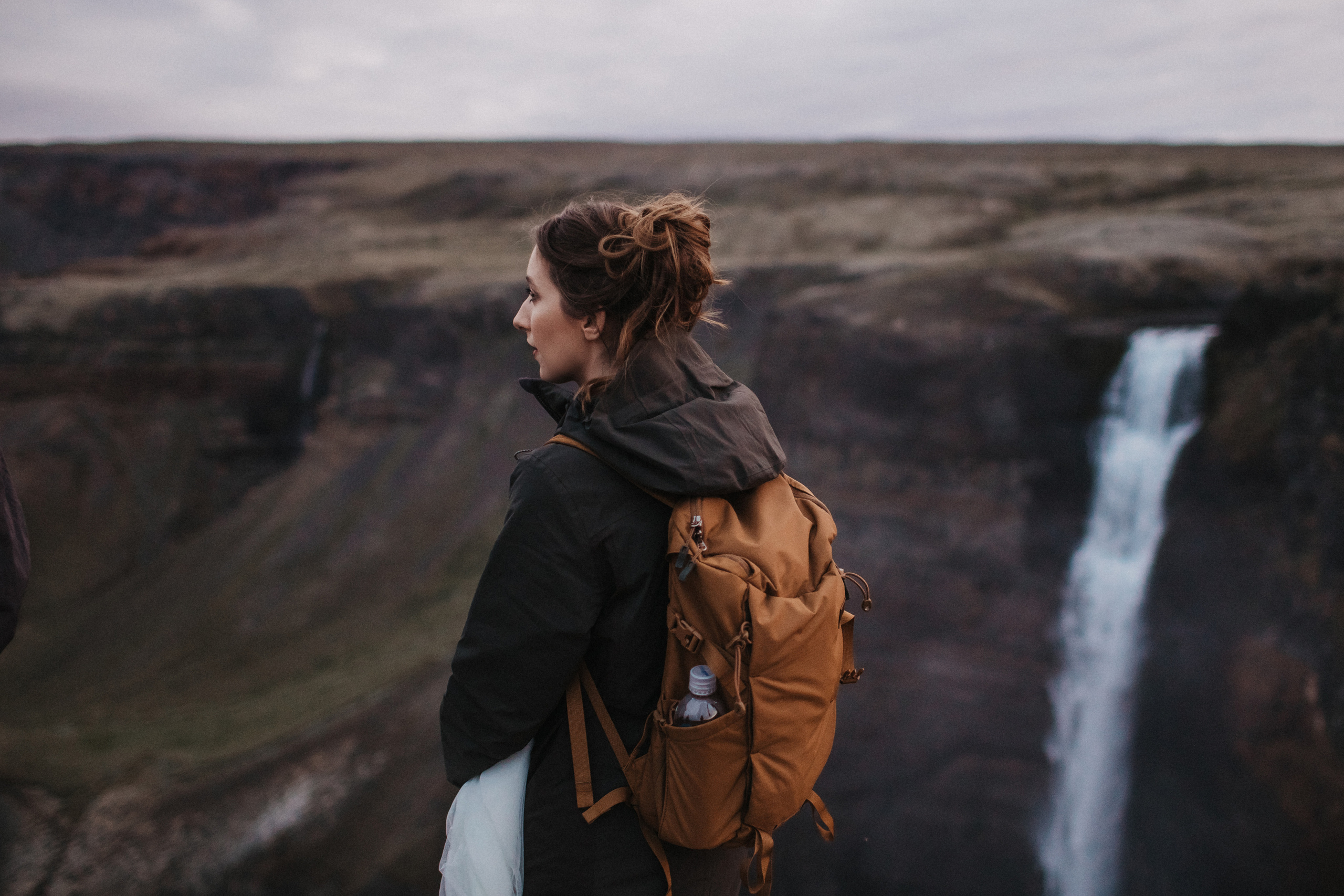 Midnight sun elopement at Haifoss in Iceland. Iceland elopement photographer & videographer