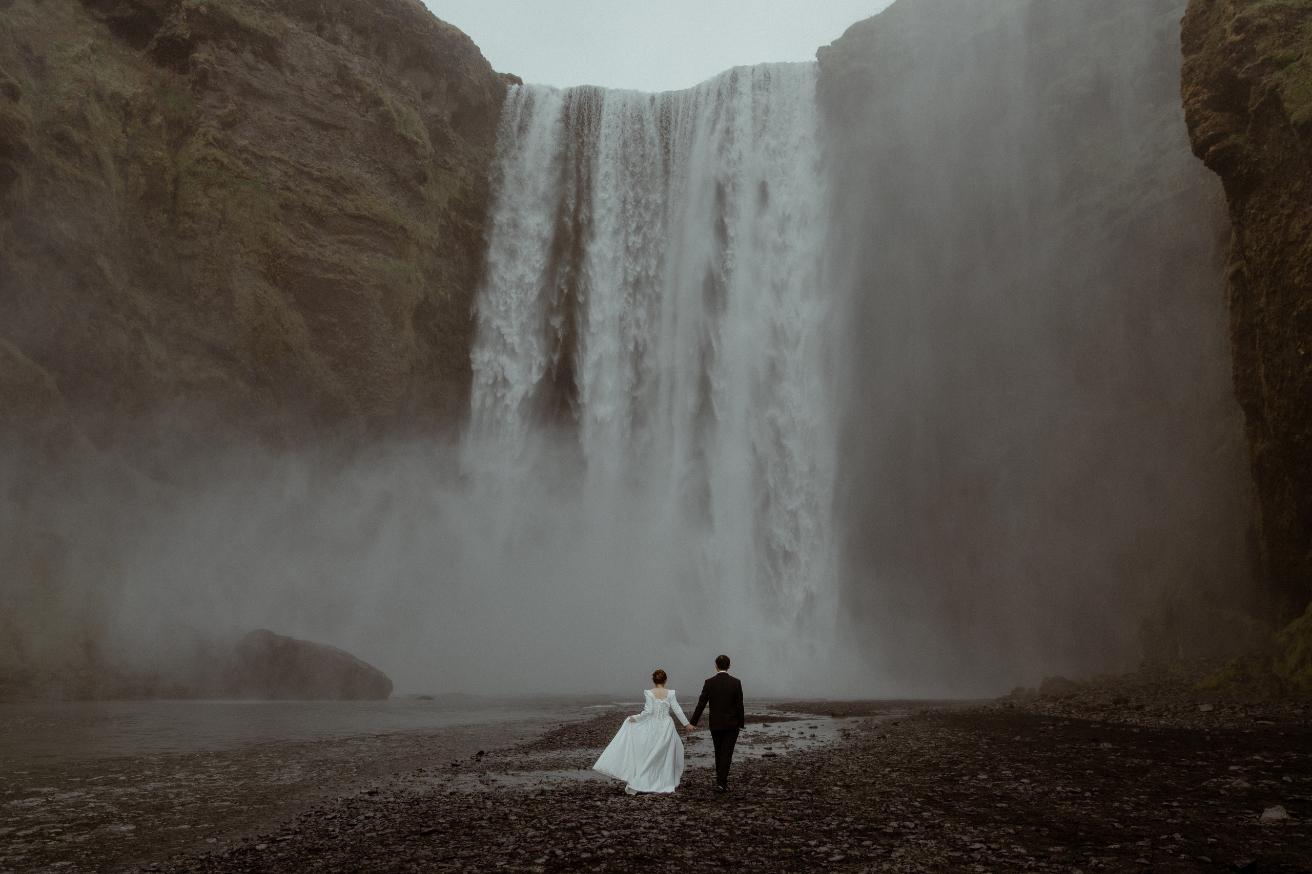 Senping+ Jiarong. Iceland elopement photographer & videographer