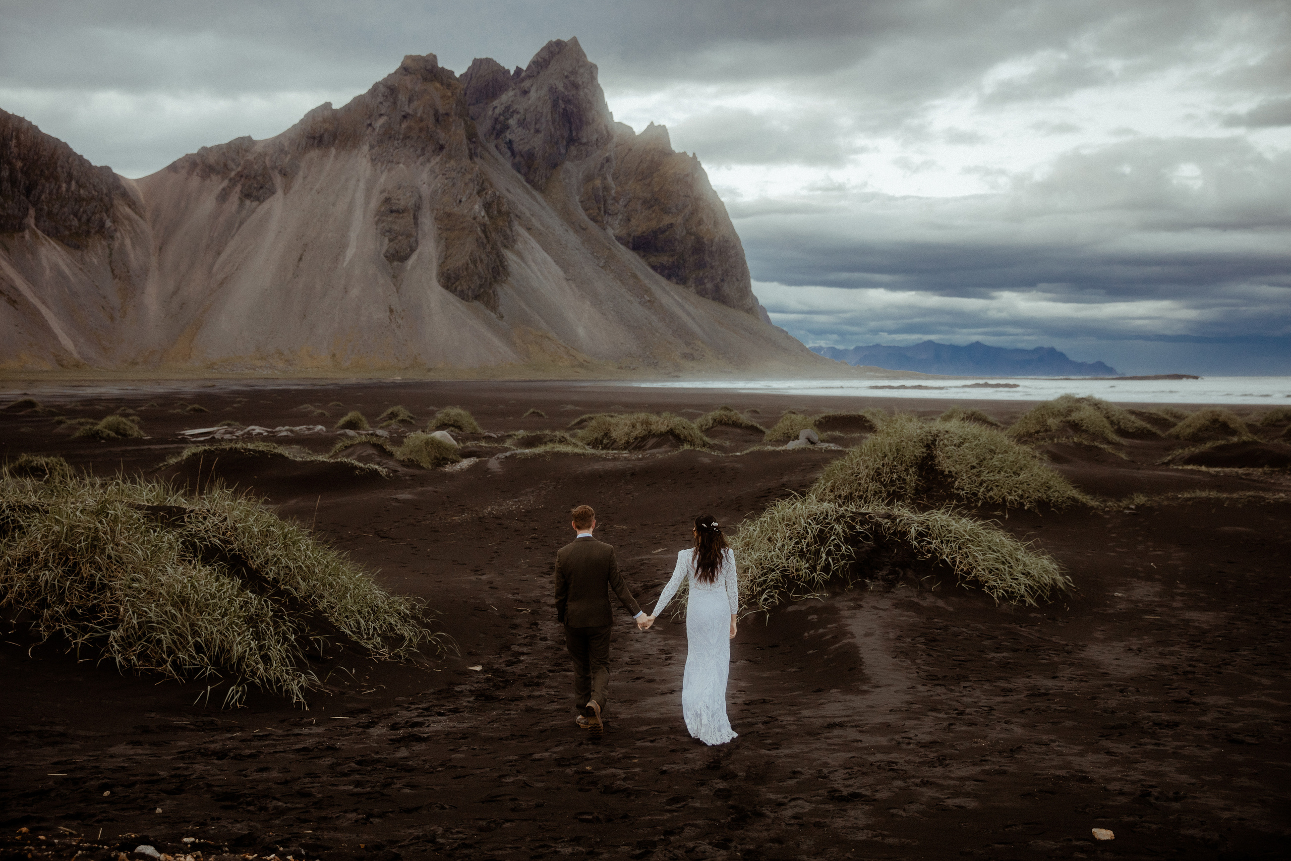Adventure elopement in Iceland. Iceland elopement photographer & videographer