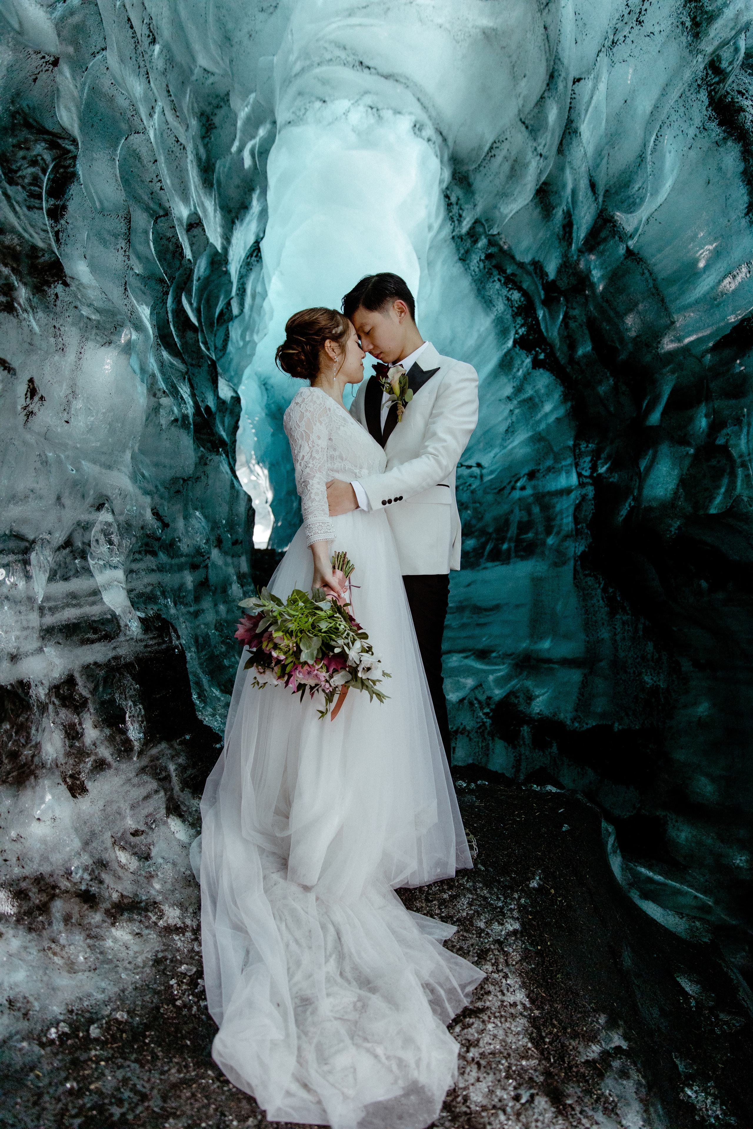 Senping+ Jiarong. Iceland elopement photographer & videographer